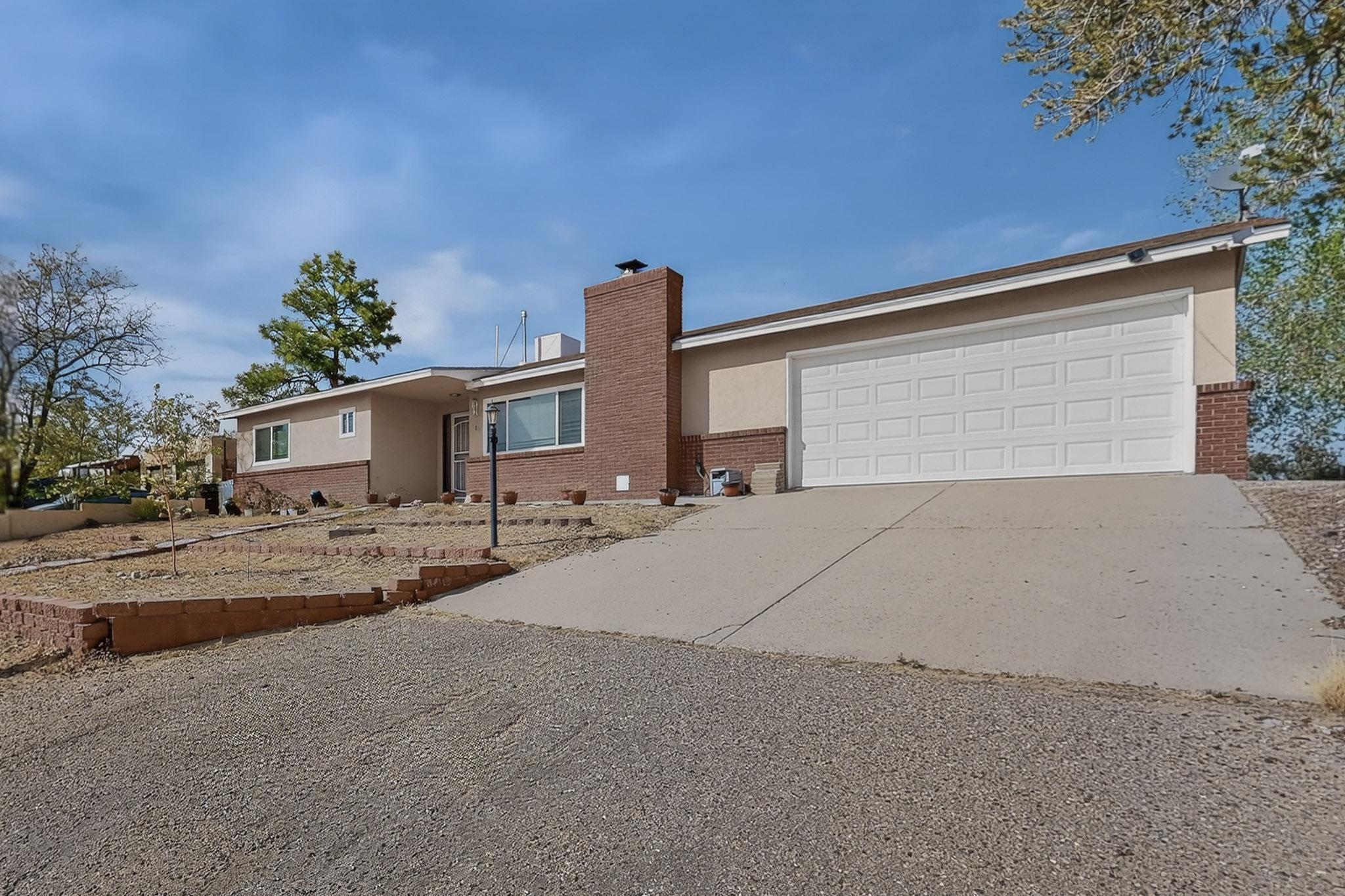 4113 La Colorada Court SE