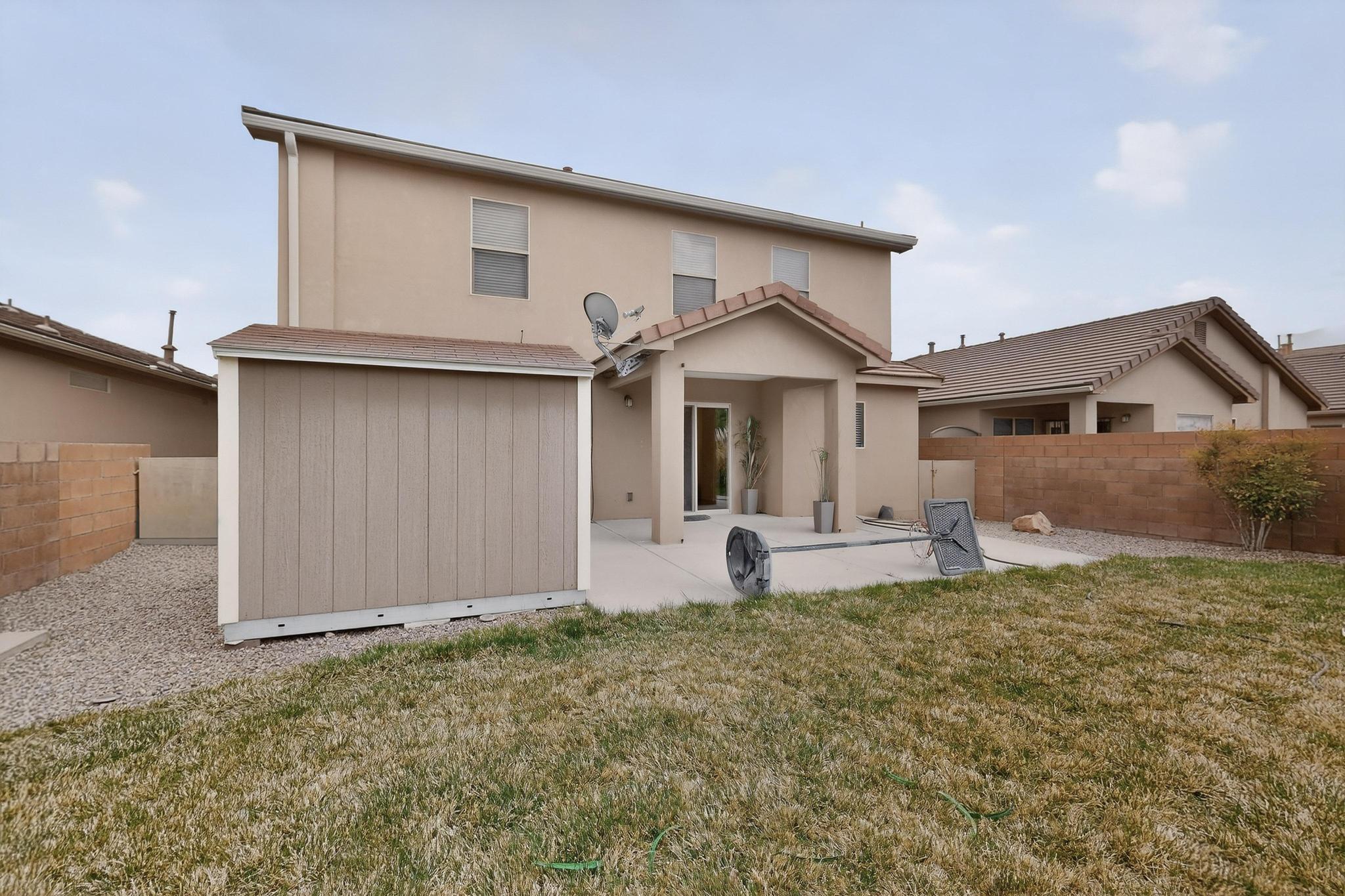 2713 Violeta Circle SE