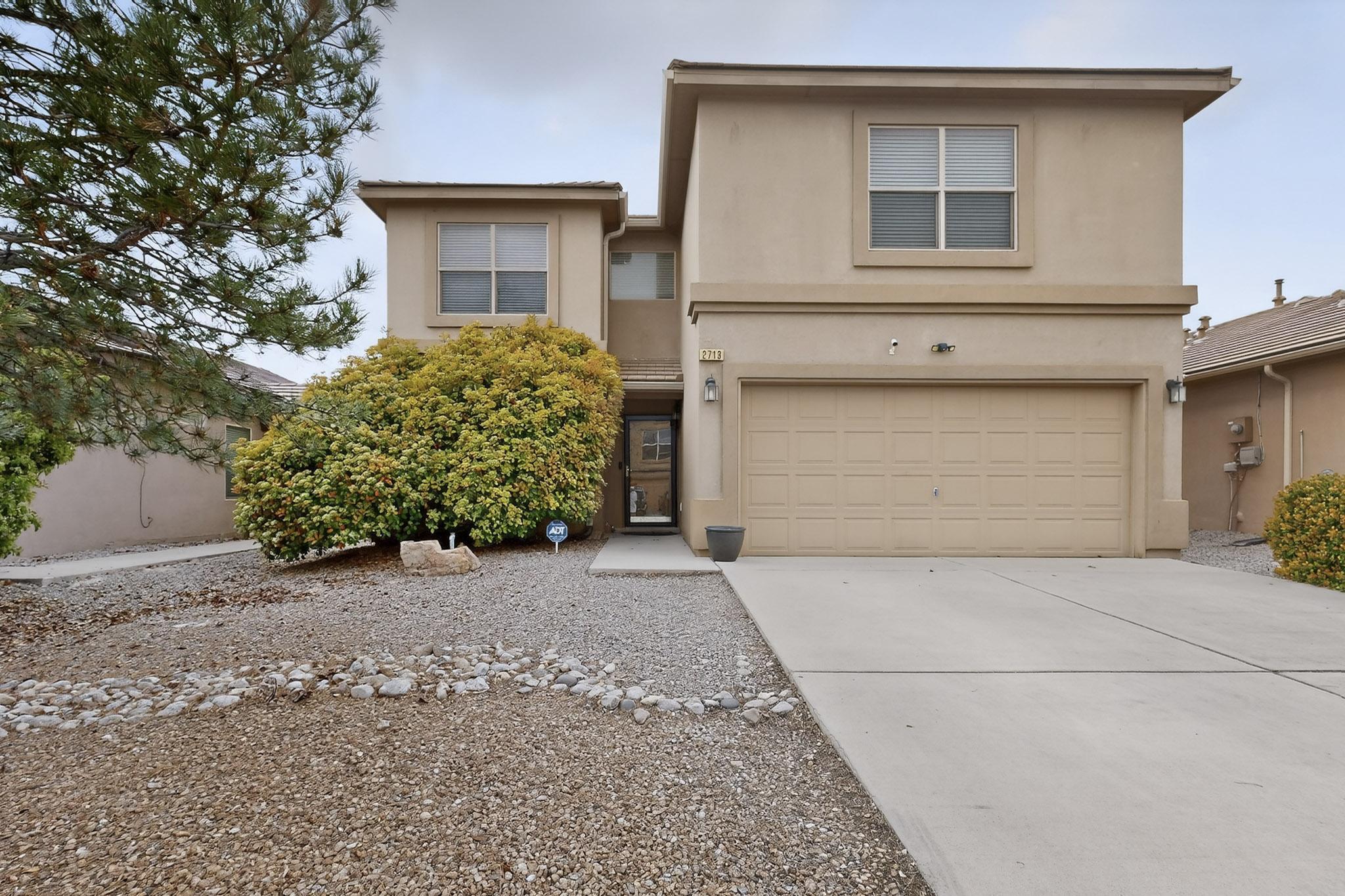 2713 Violeta Circle SE