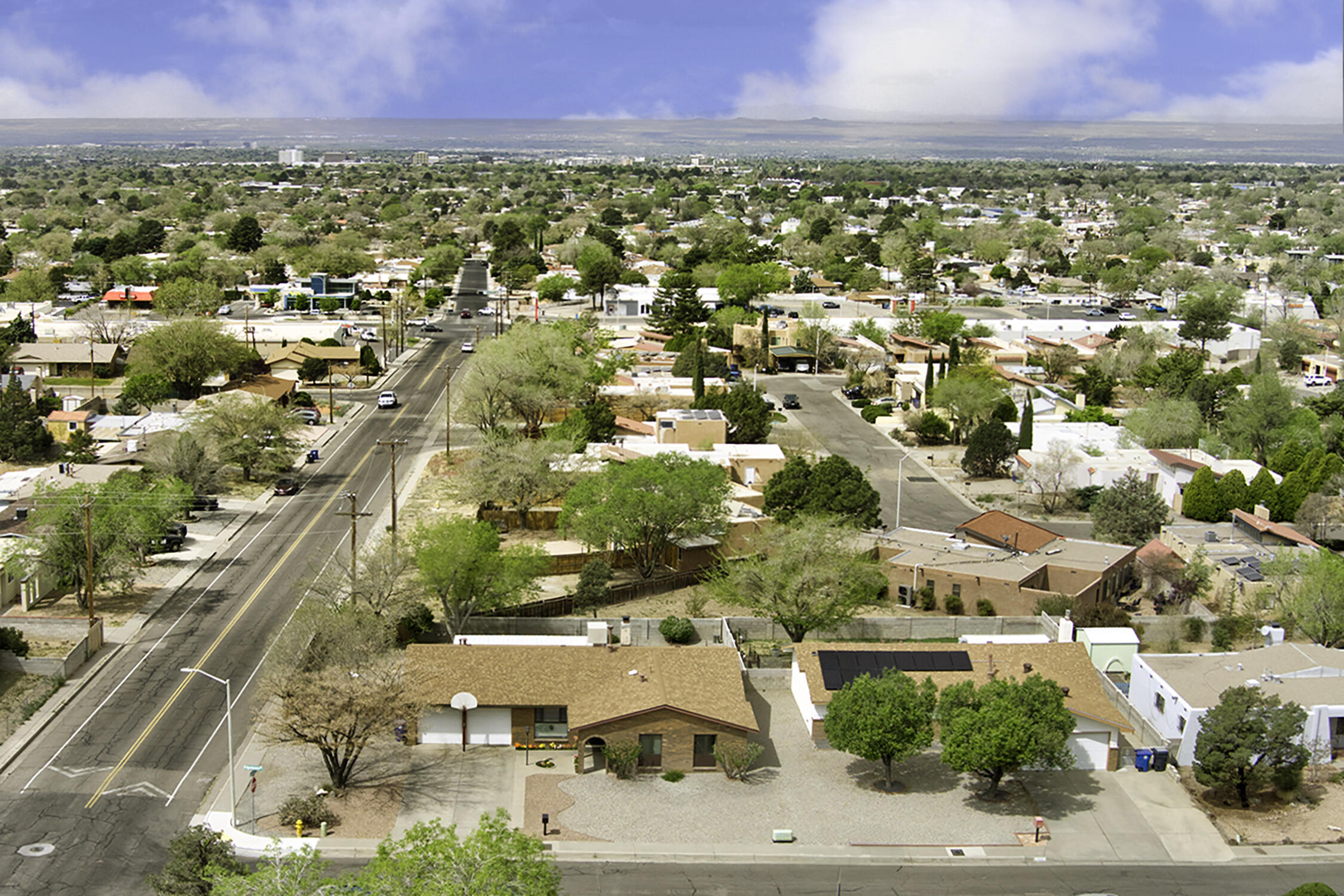 2001 Algodones Street NE