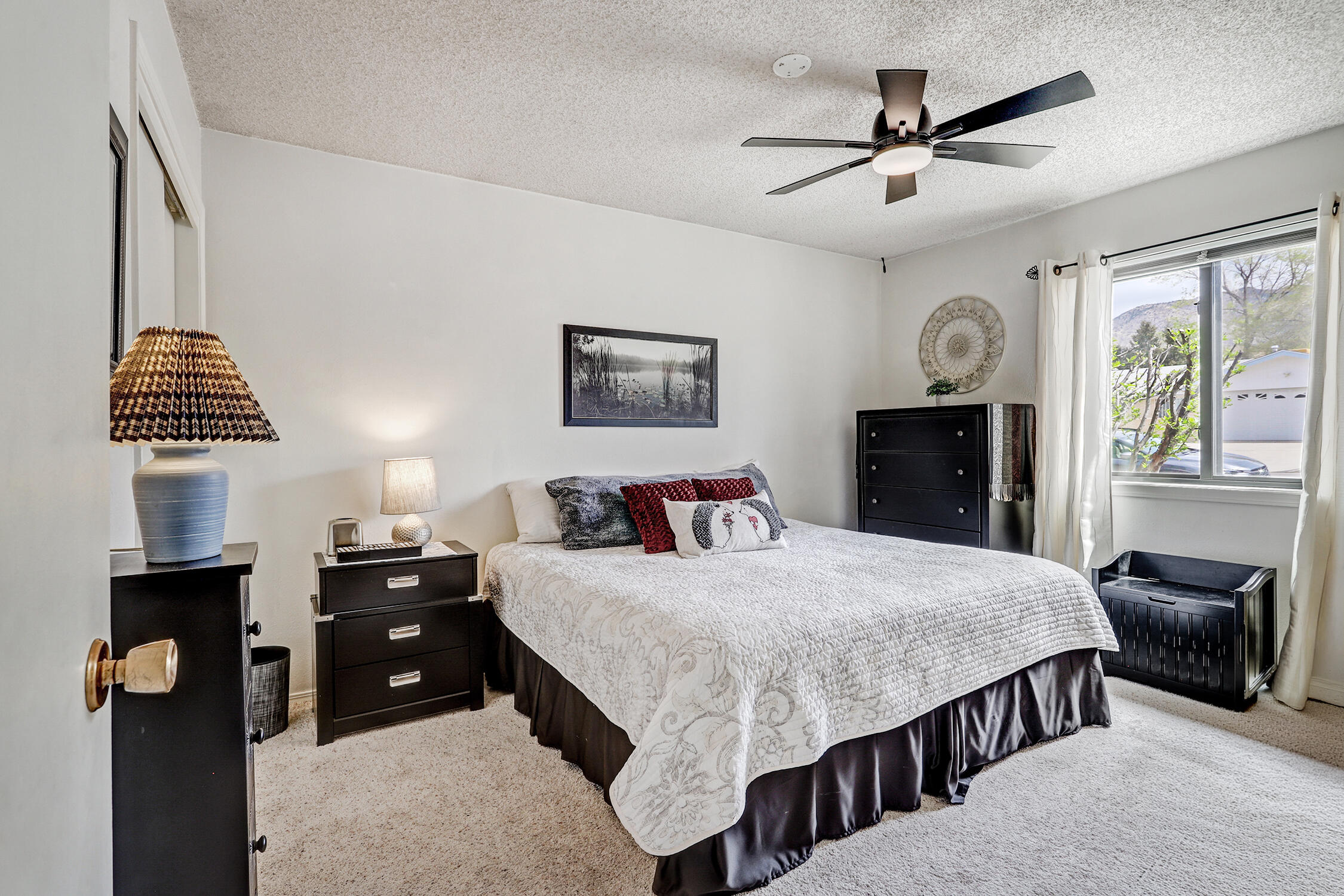 2001 Algodones Street NE