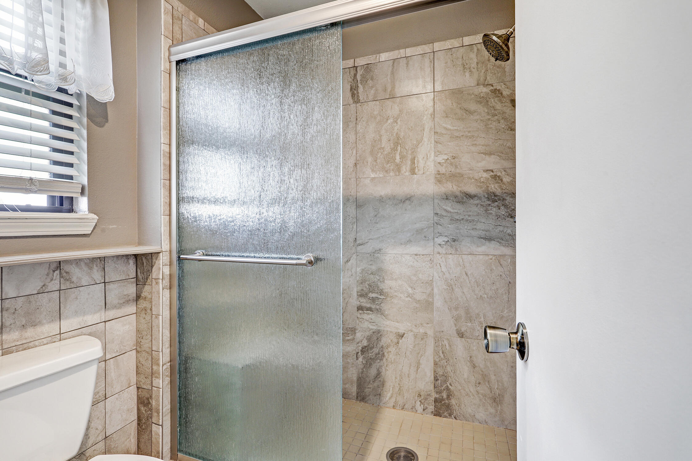 2001 Algodones Street NE