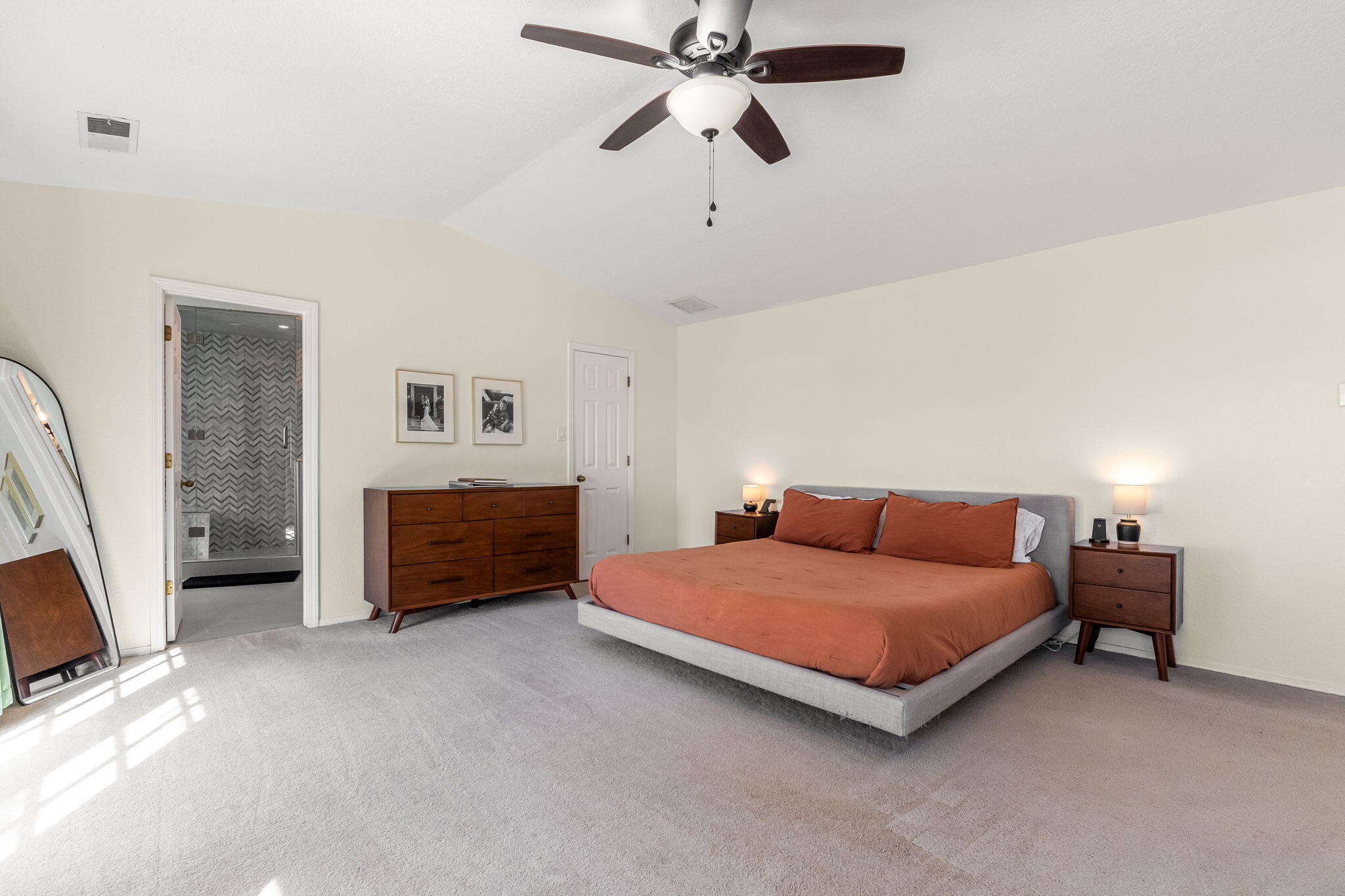 5505 Camino Arbustos NE