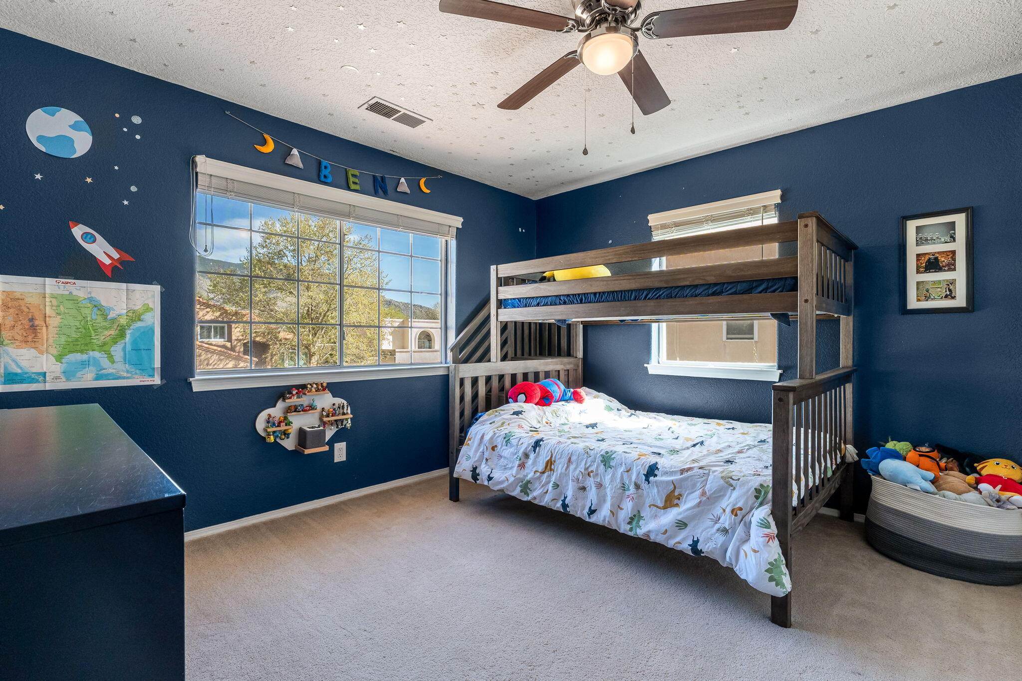 5505 Camino Arbustos NE