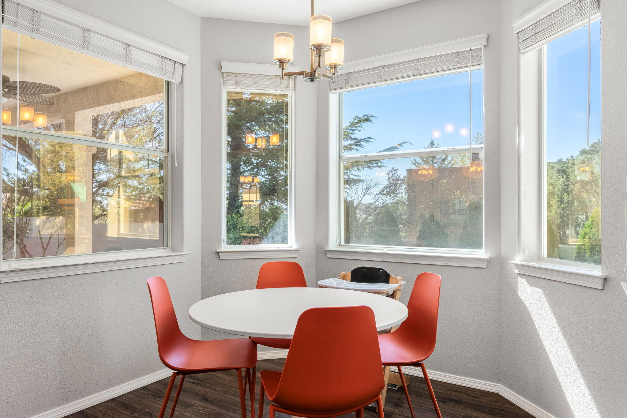 5505 Camino Arbustos NE