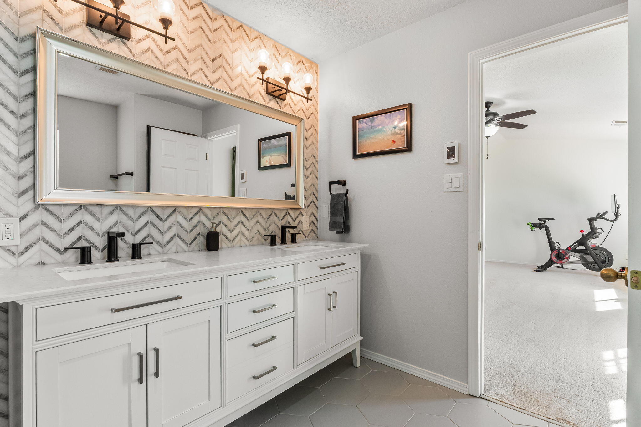 5505 Camino Arbustos NE