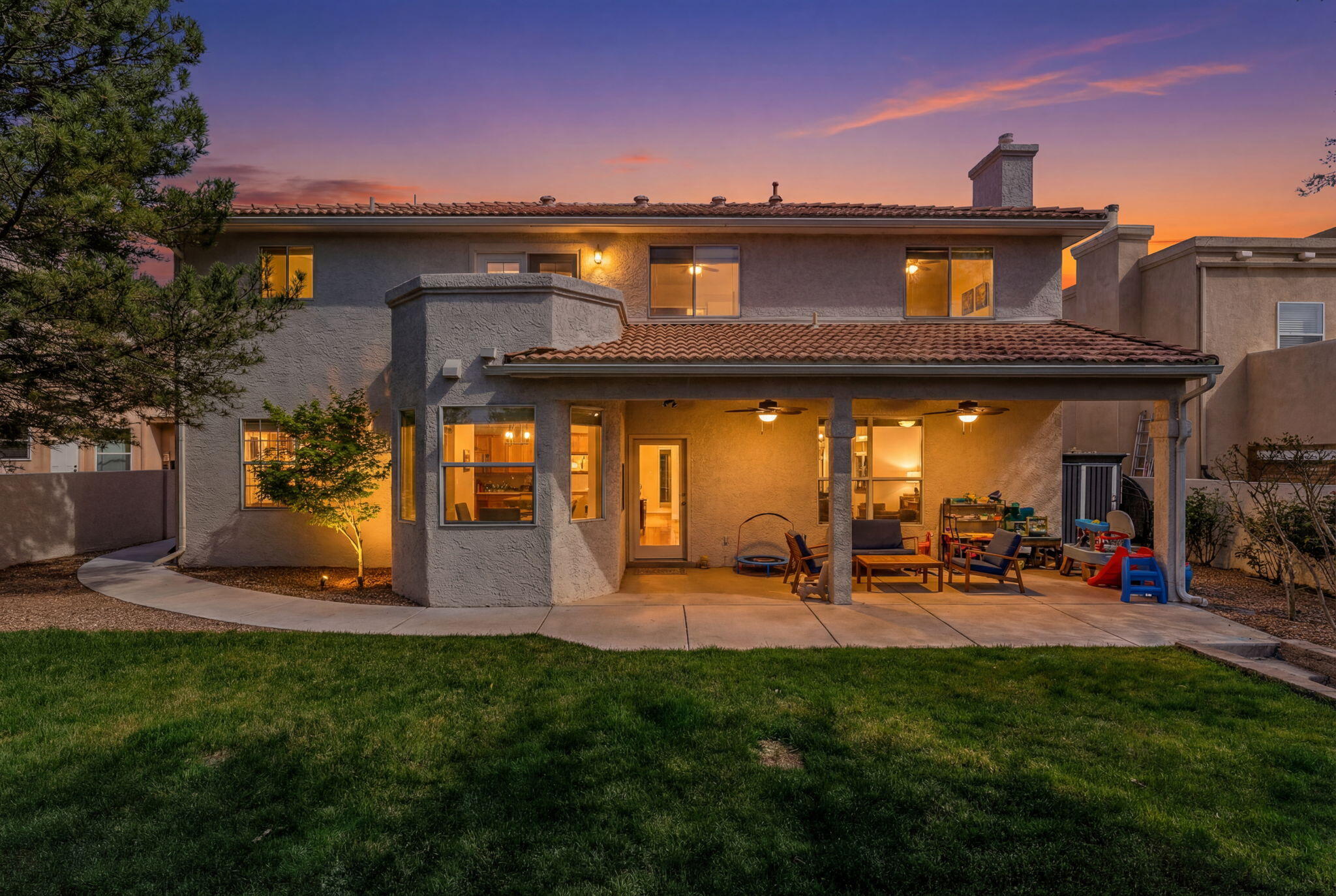 5505 Camino Arbustos NE