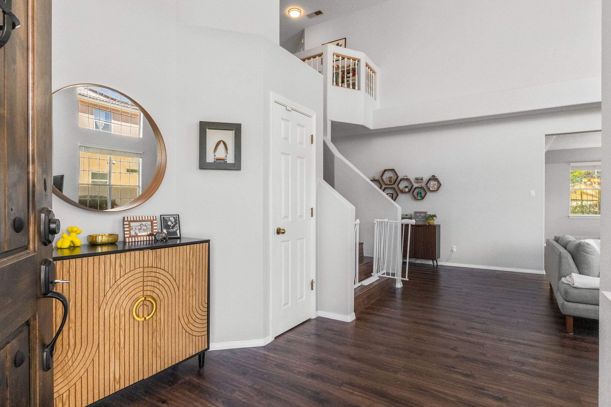 5505 Camino Arbustos NE