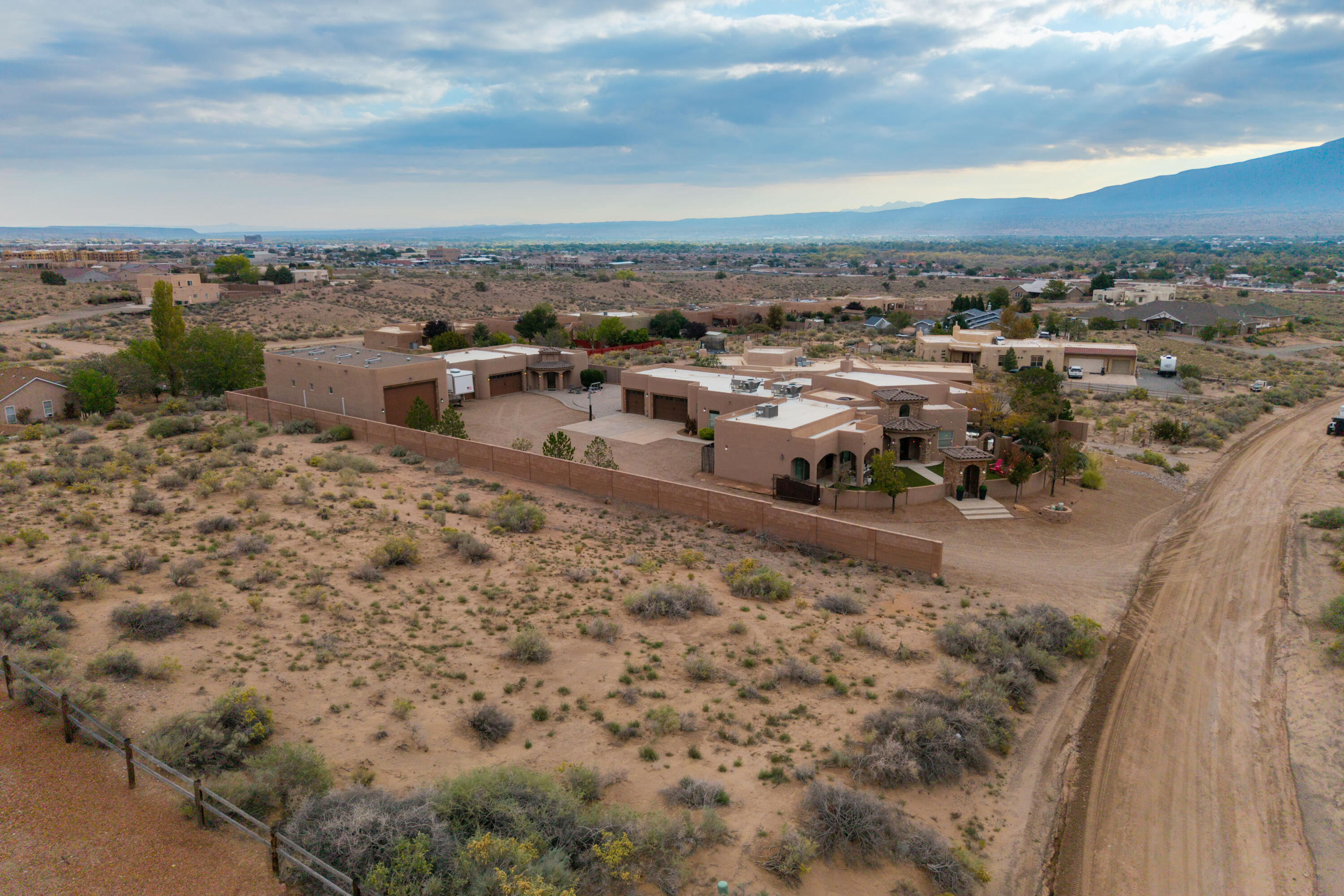 6917 Chapingo Road NE