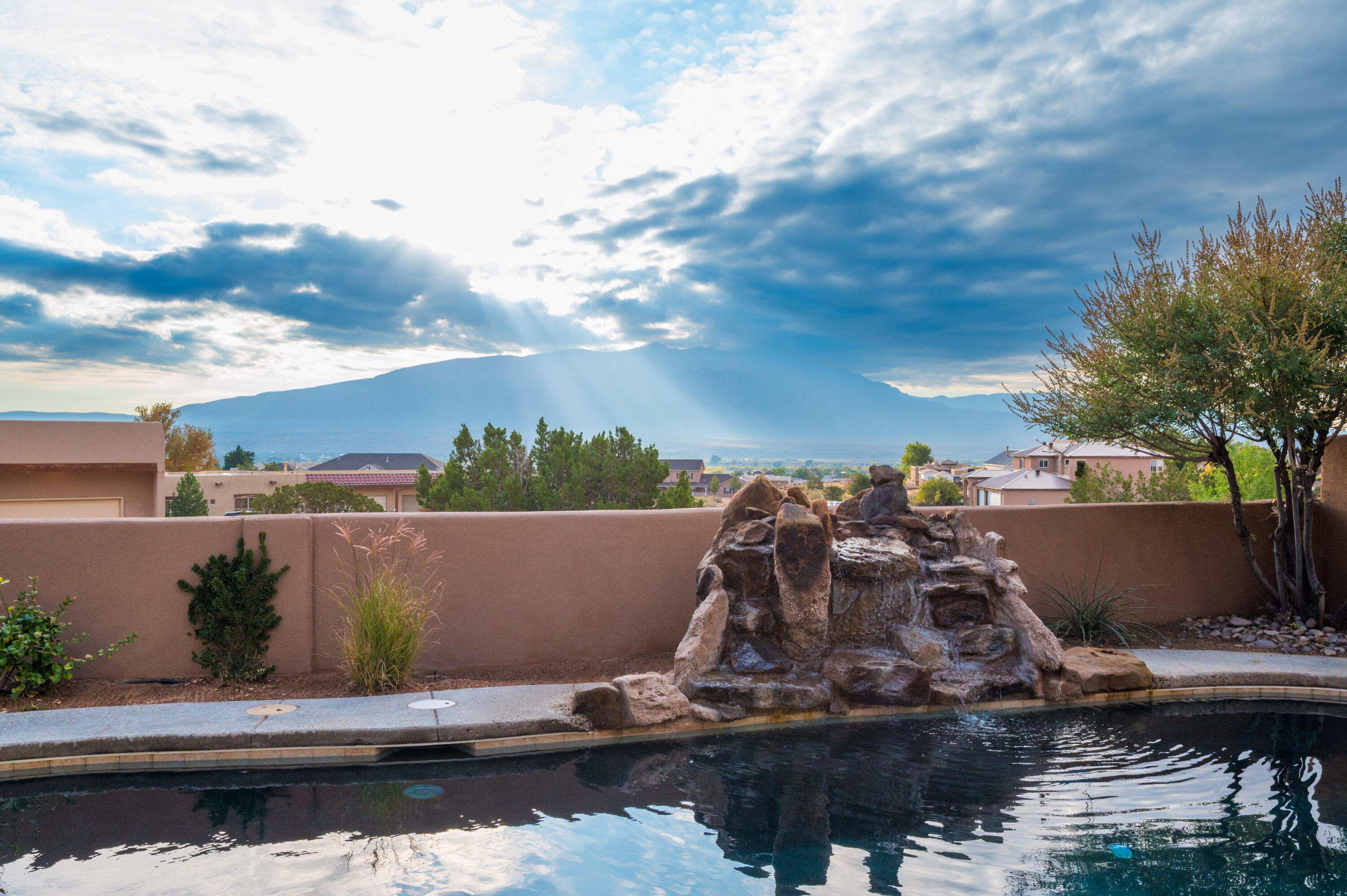 6917 Chapingo Road NE