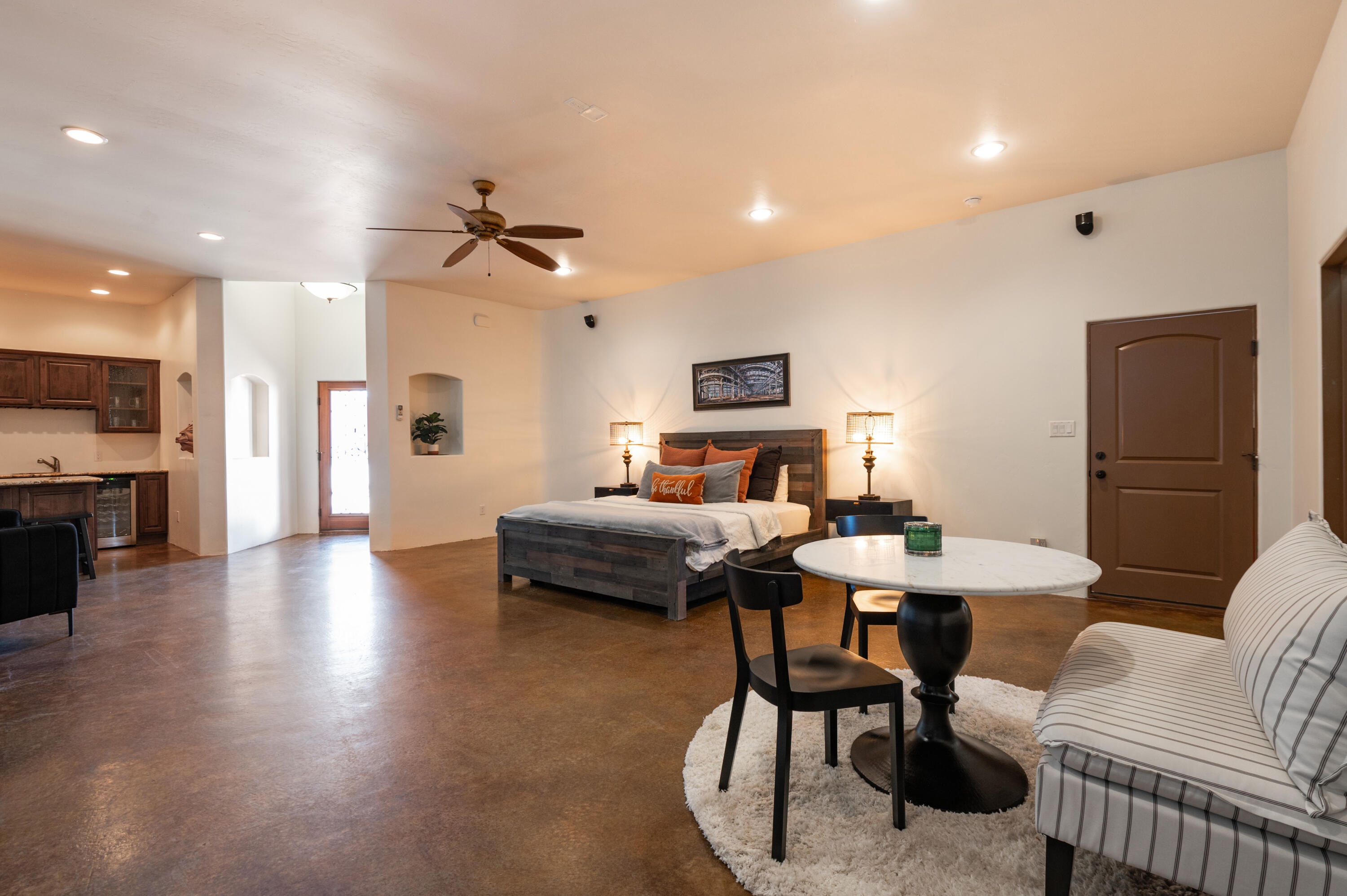 6917 Chapingo Road NE