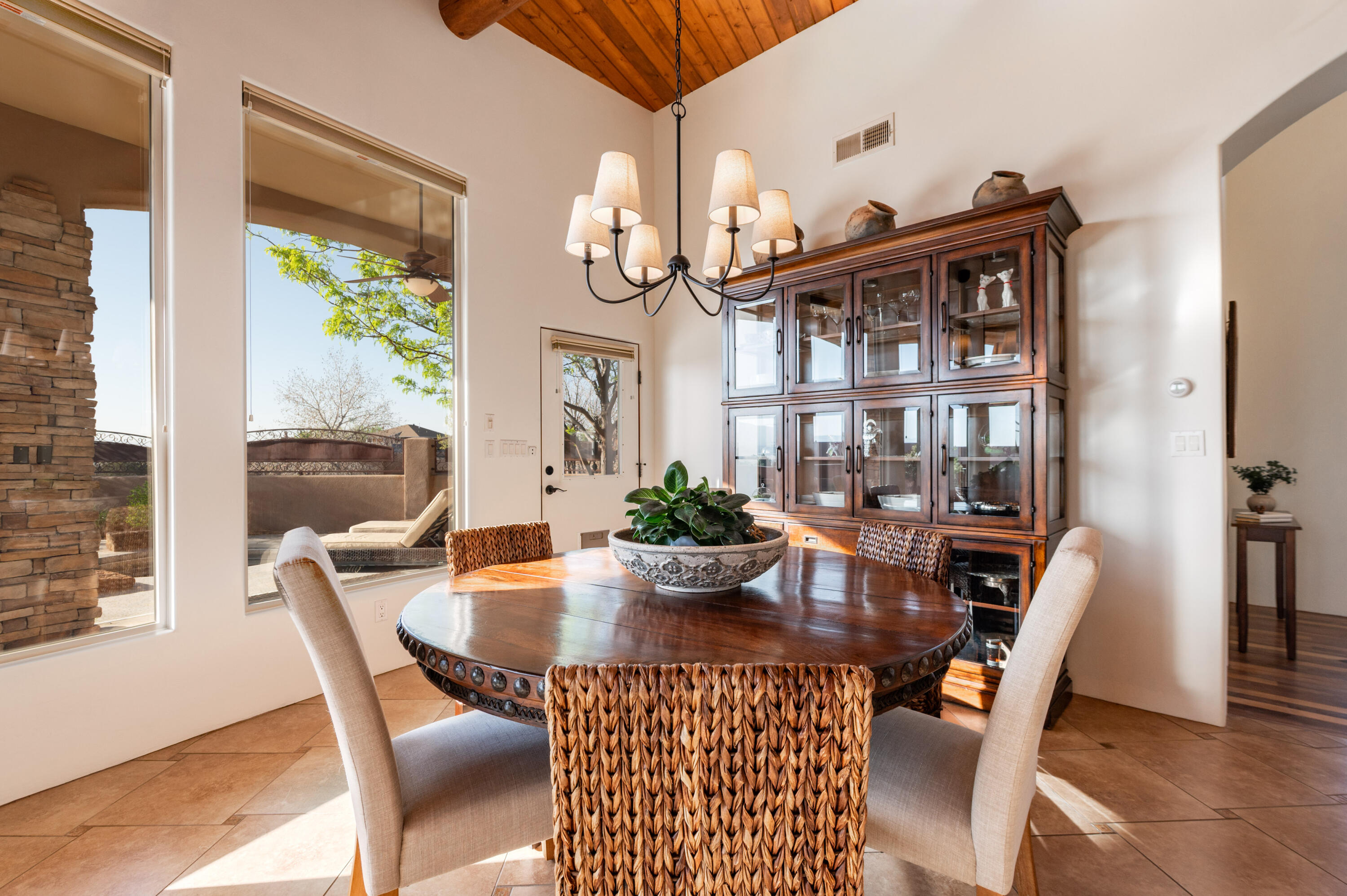 6917 Chapingo Road NE