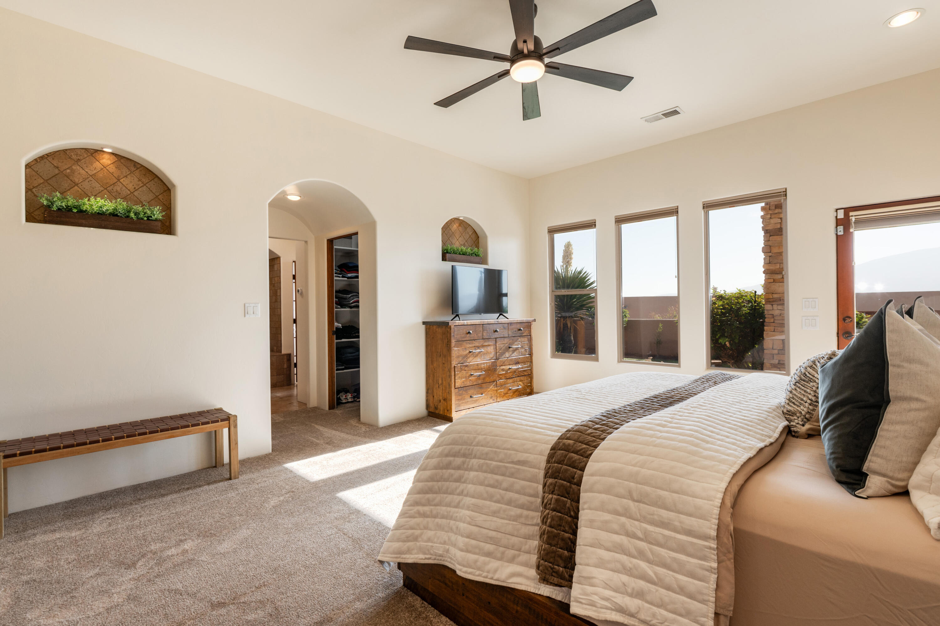 6917 Chapingo Road NE