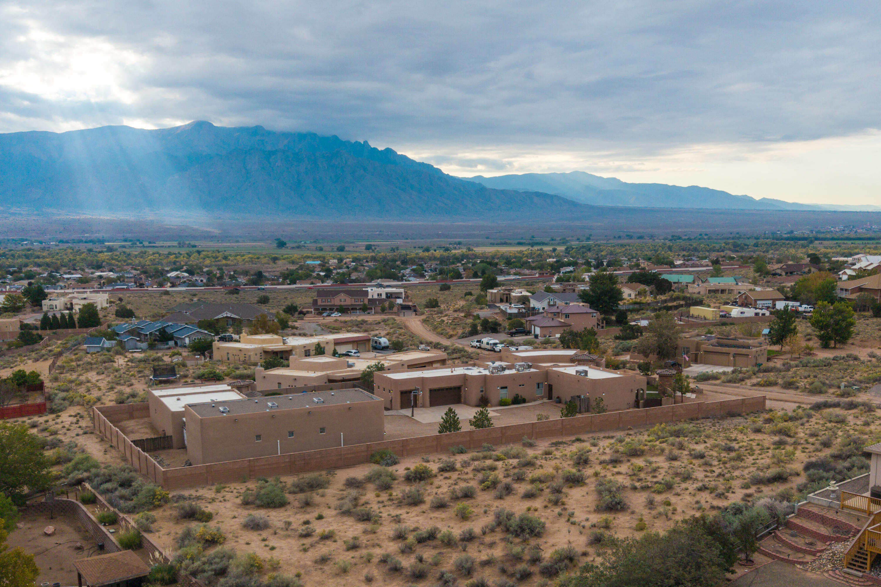 6917 Chapingo Road NE