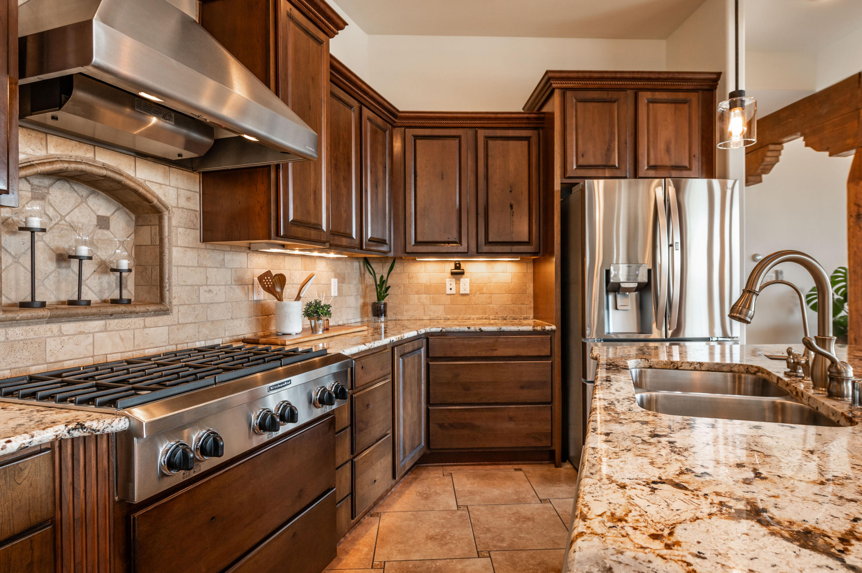 6917 Chapingo Road NE