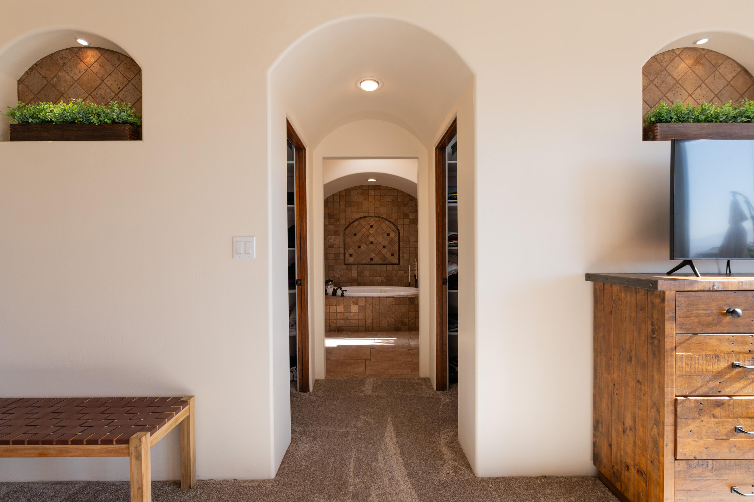 6917 Chapingo Road NE