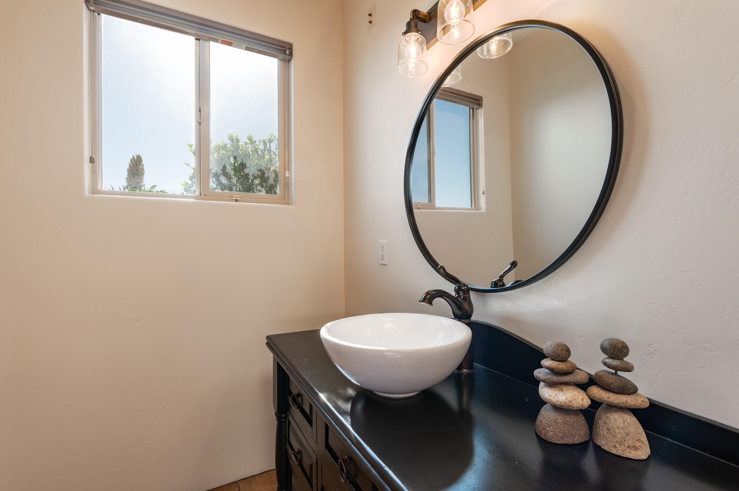 6917 Chapingo Road NE