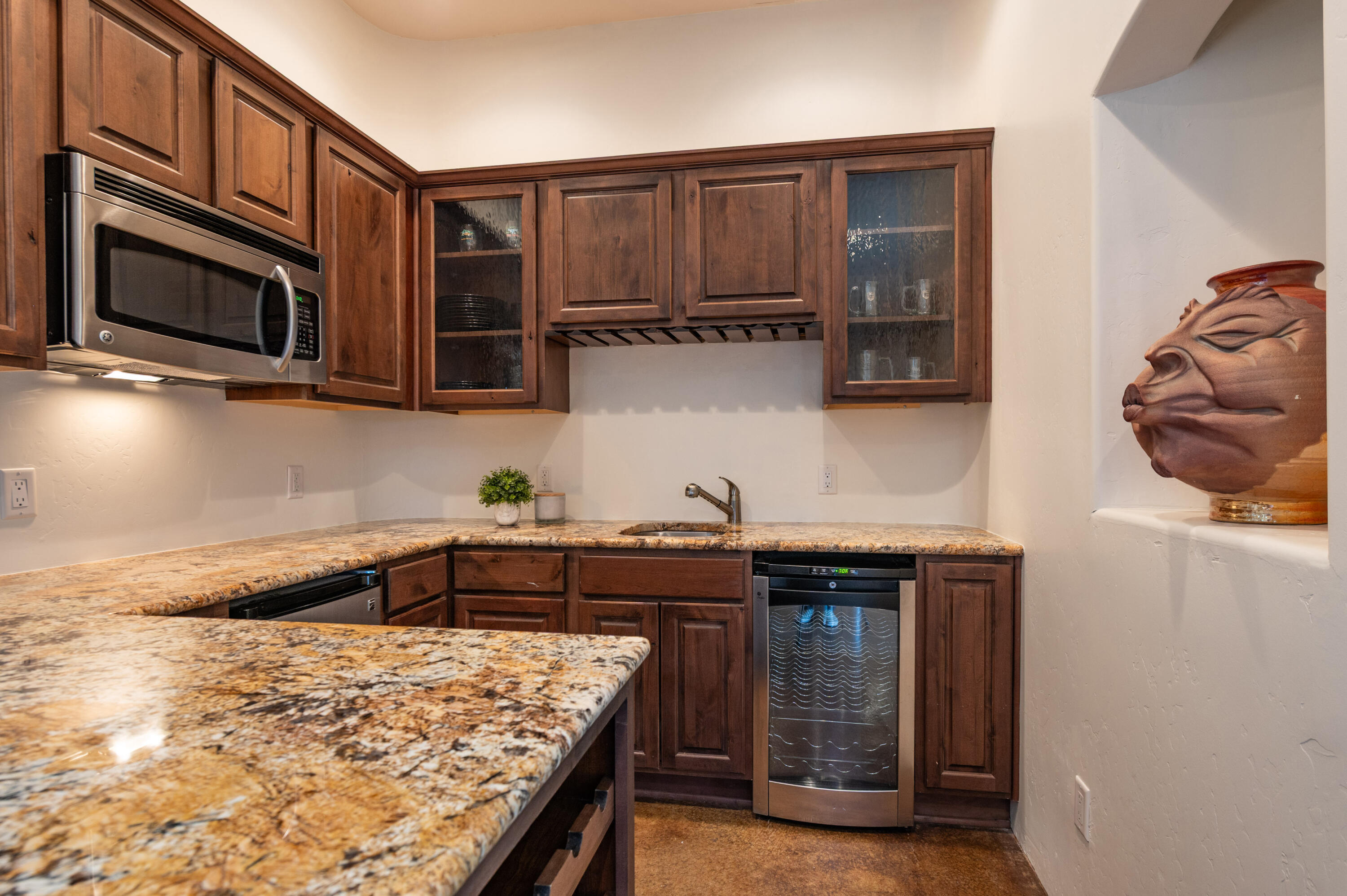 6917 Chapingo Road NE