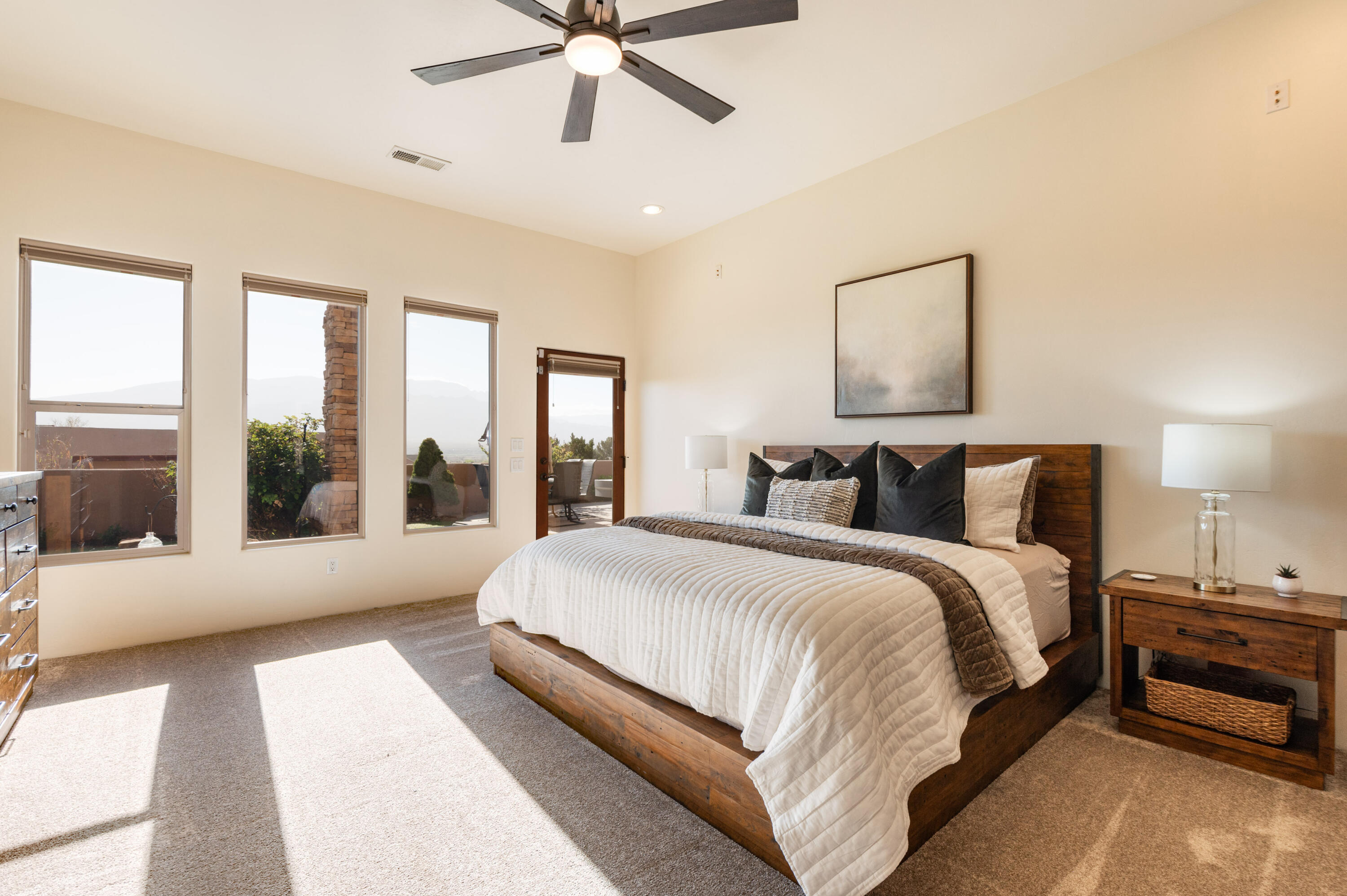 6917 Chapingo Road NE