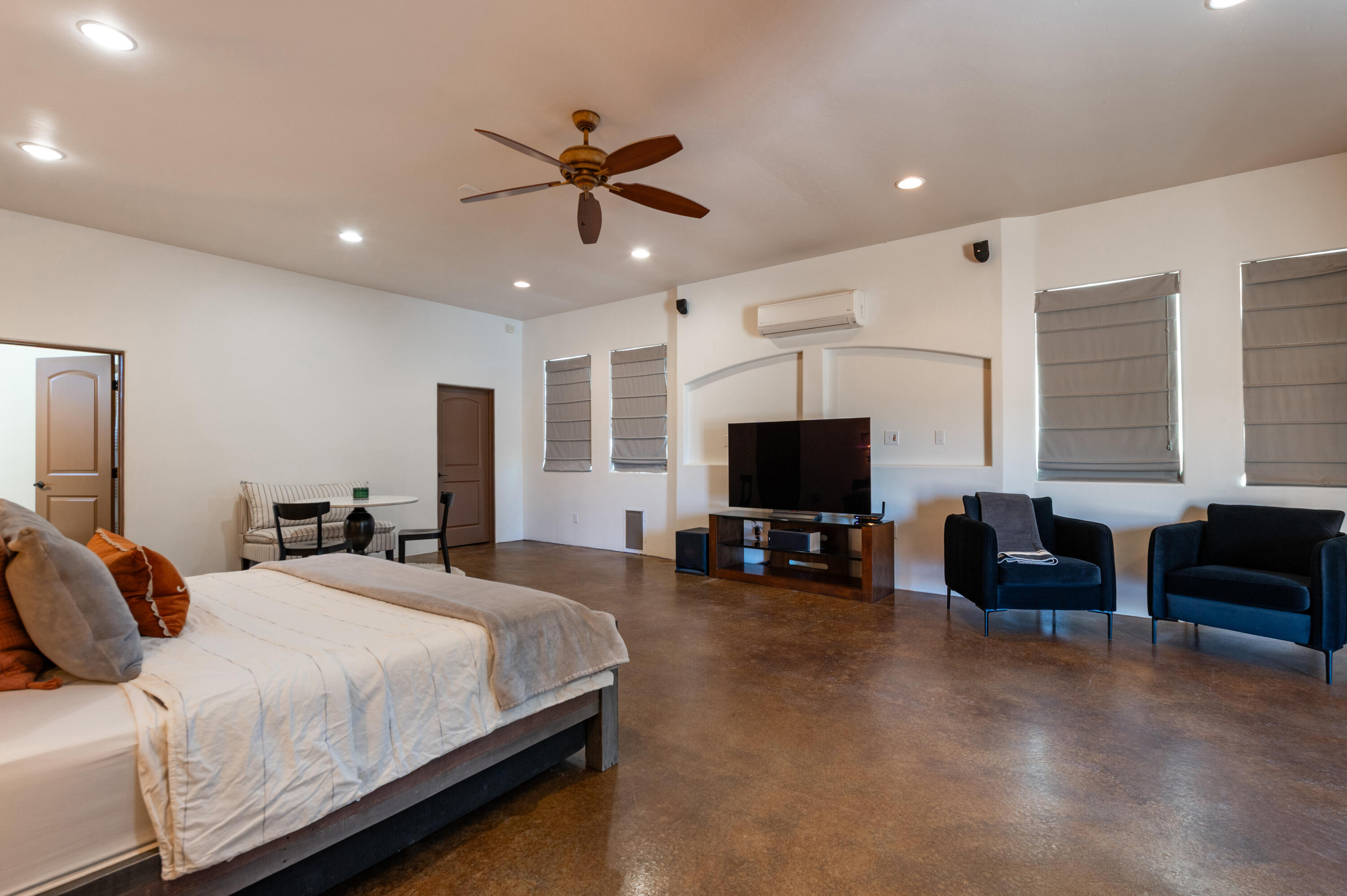 6917 Chapingo Road NE