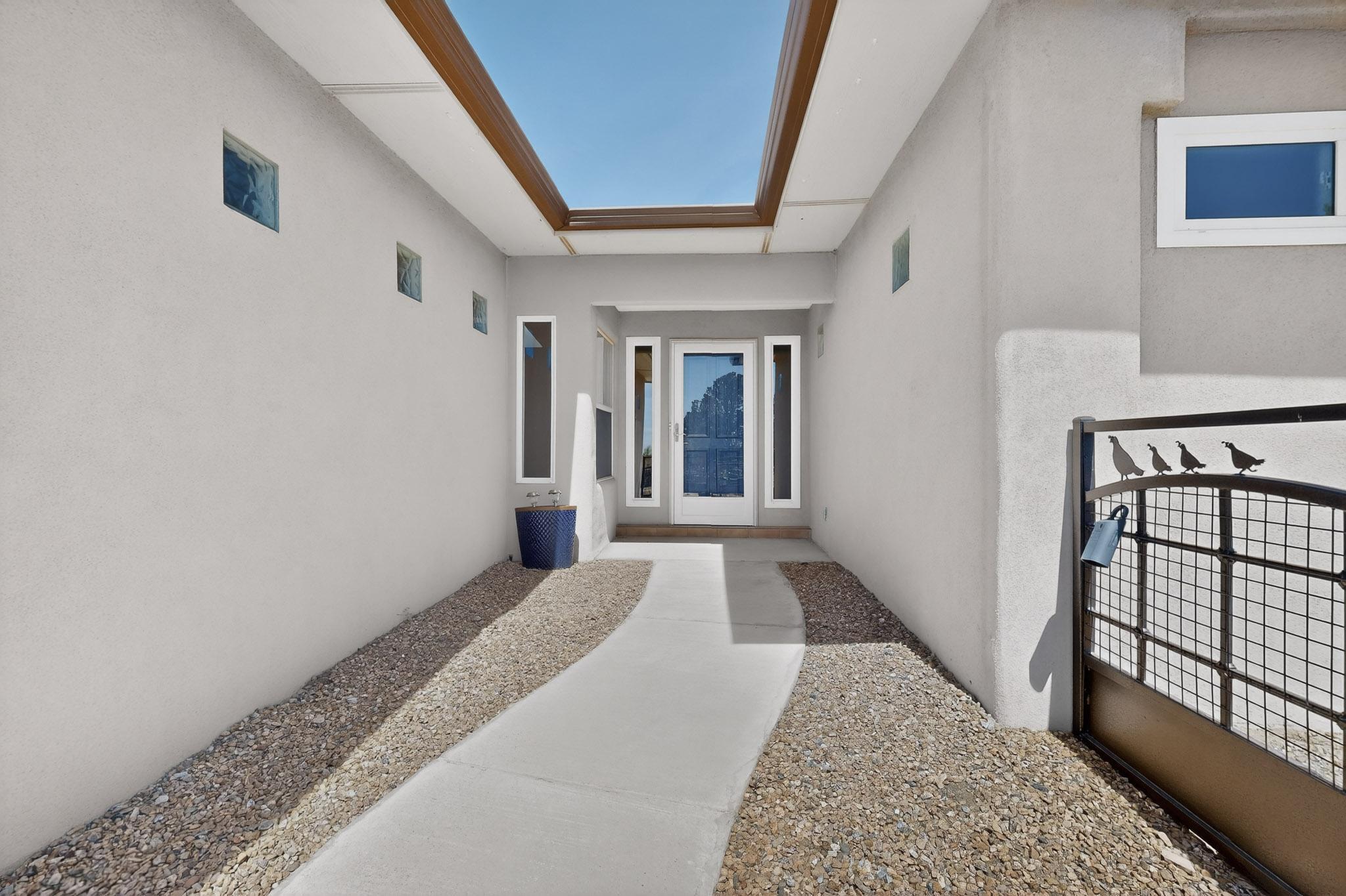 9507 Corona Avenue NE