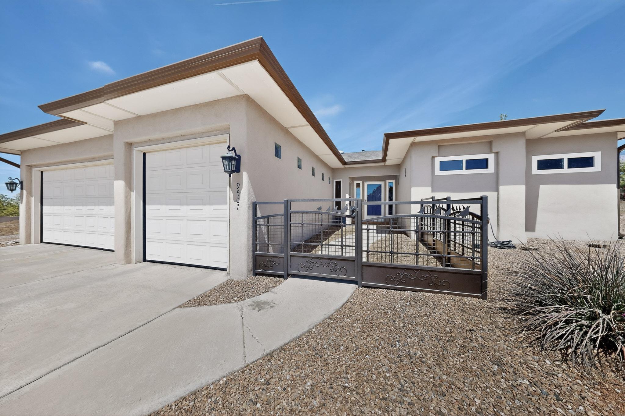 9507 Corona Avenue NE