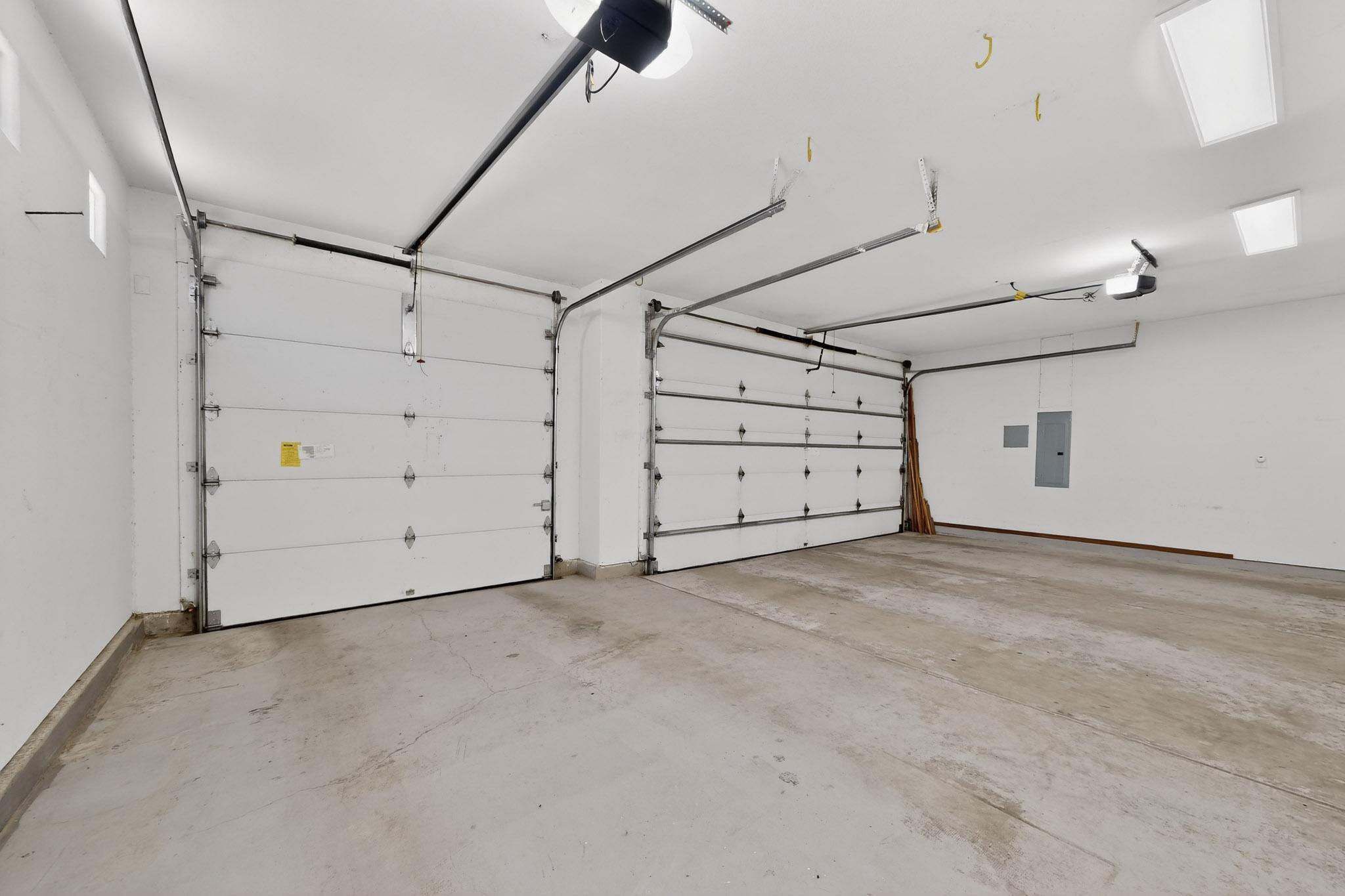 9507 Corona Avenue NE