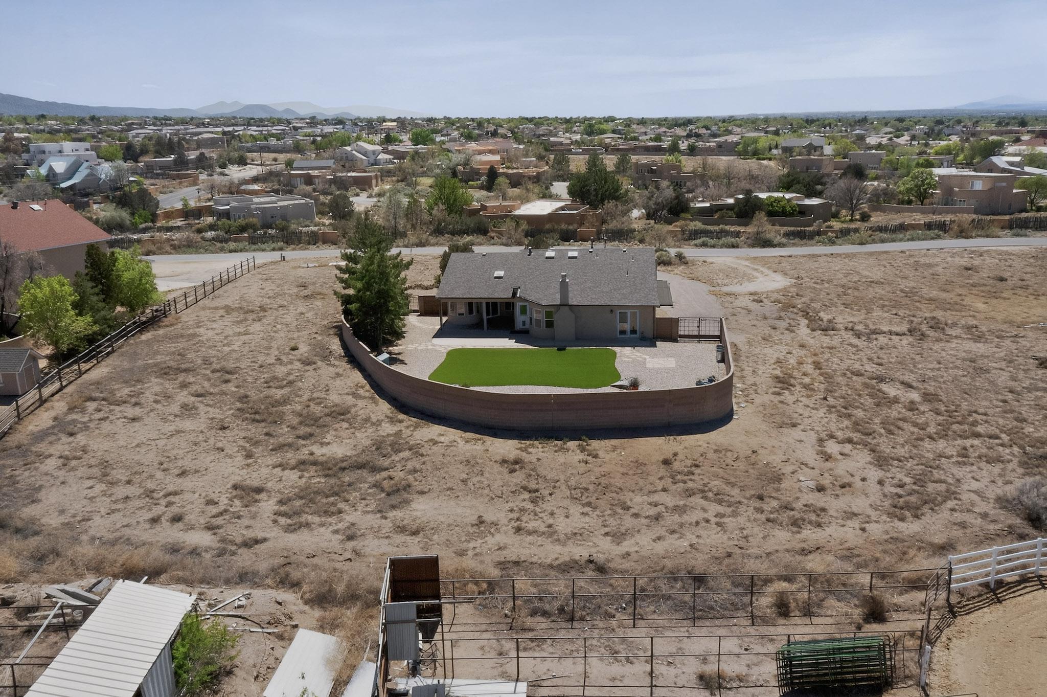 9507 Corona Avenue NE