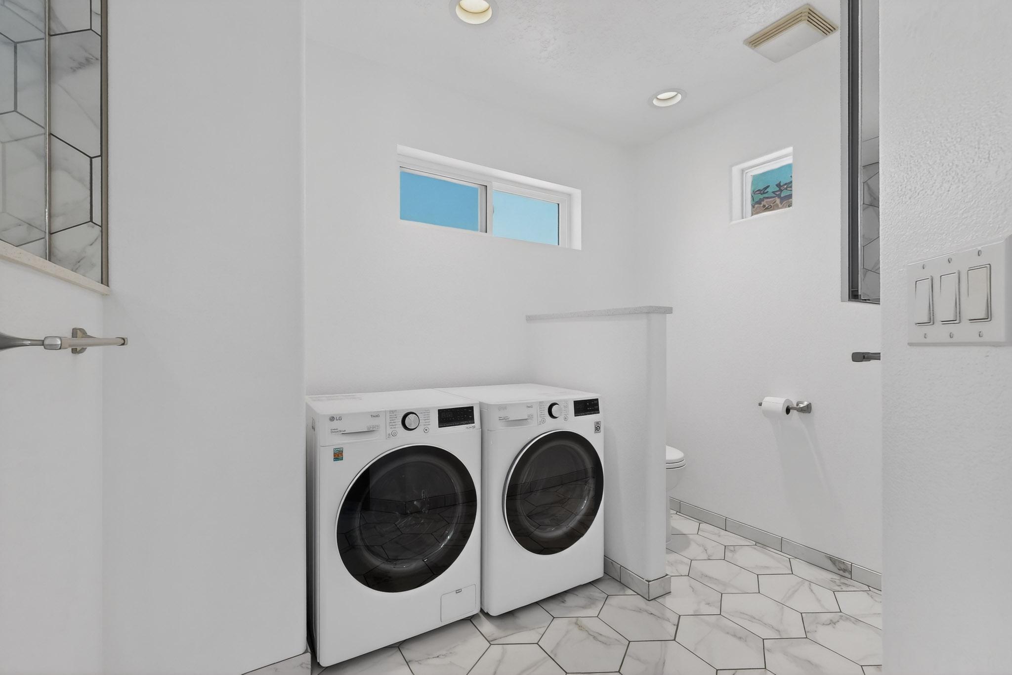 9507 Corona Avenue NE