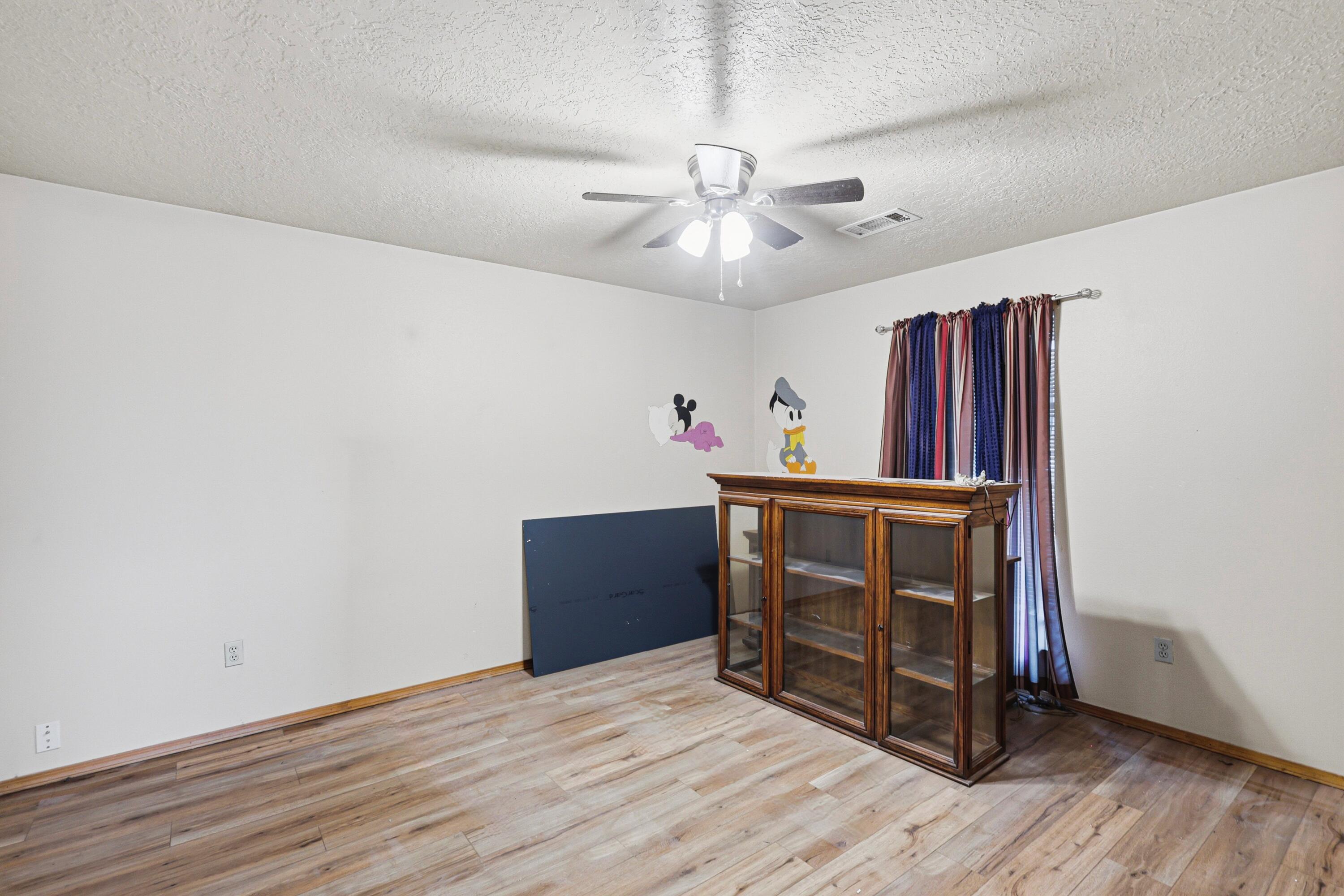 6 Sierra Vista Court