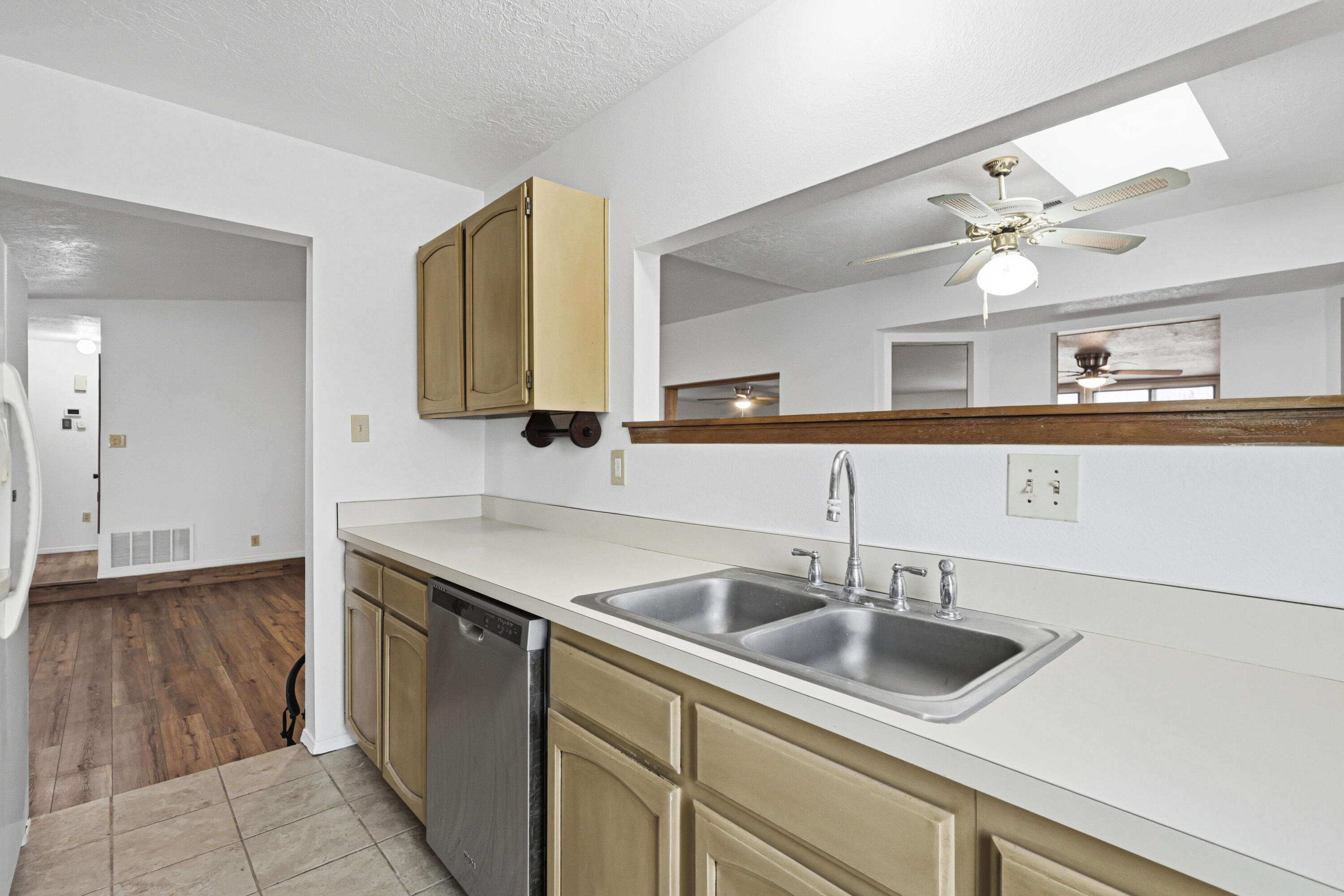 6 Sierra Vista Court