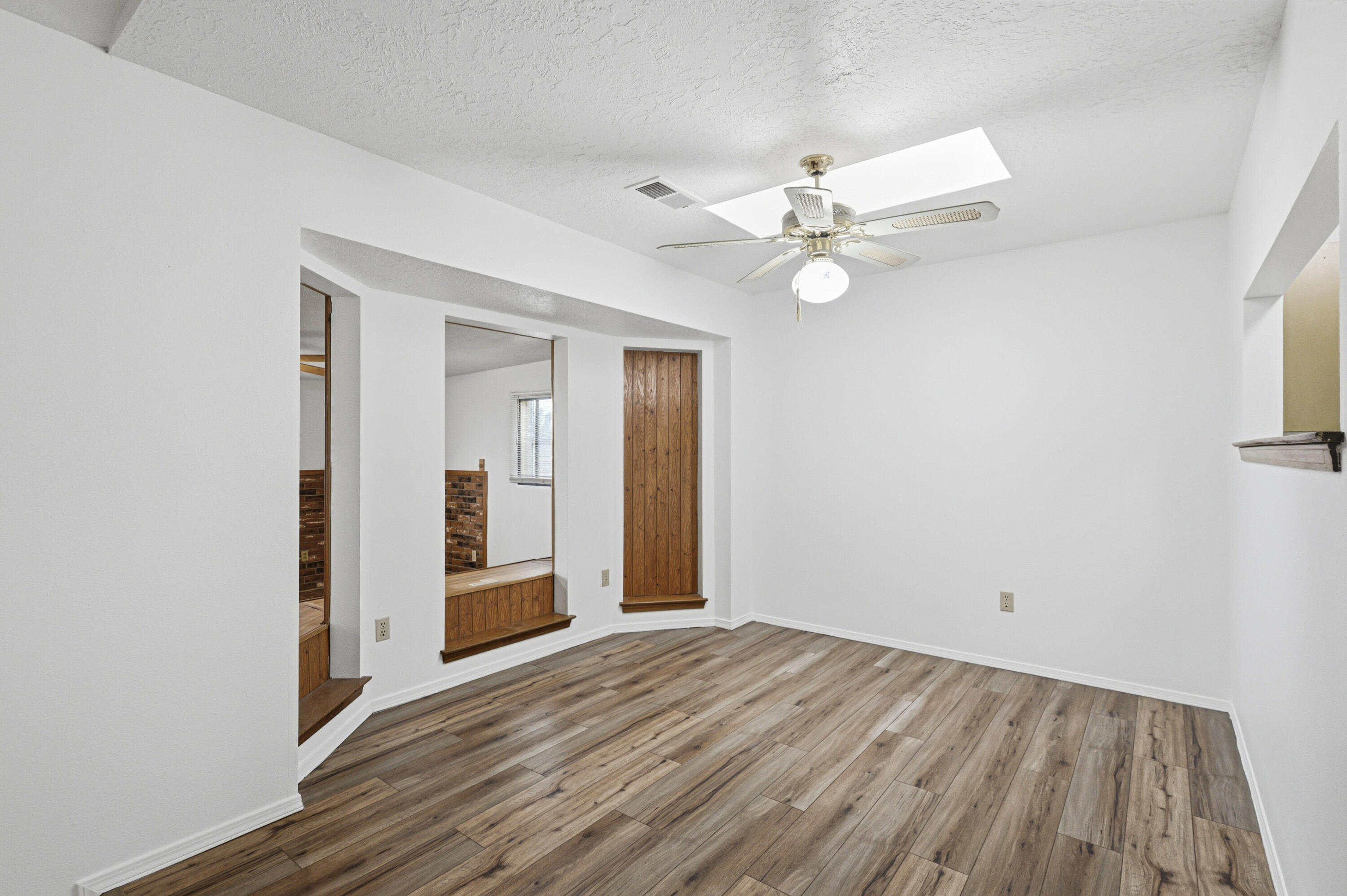 6 Sierra Vista Court