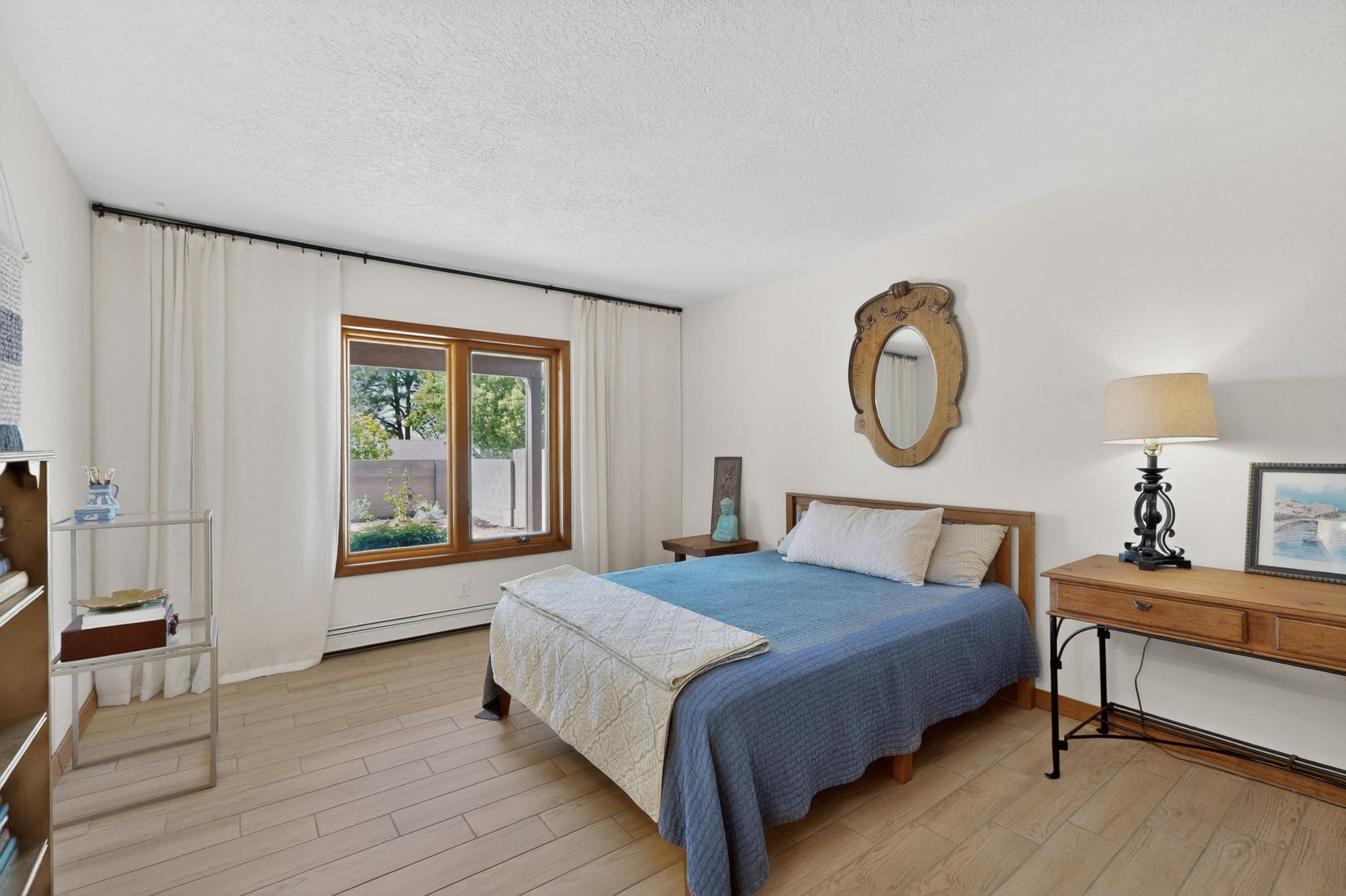 1109 Daskalos Drive NE