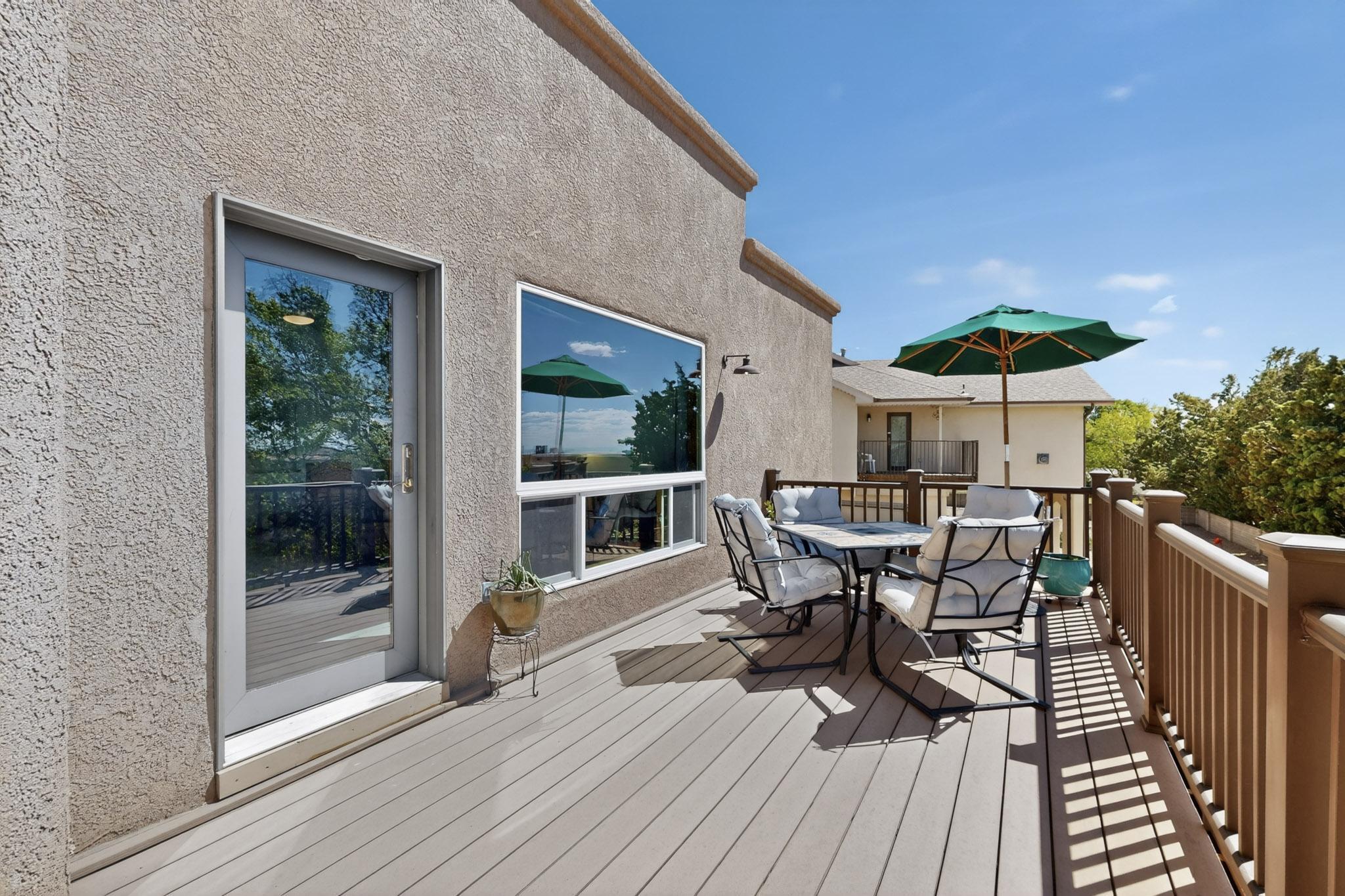 1109 Daskalos Drive NE