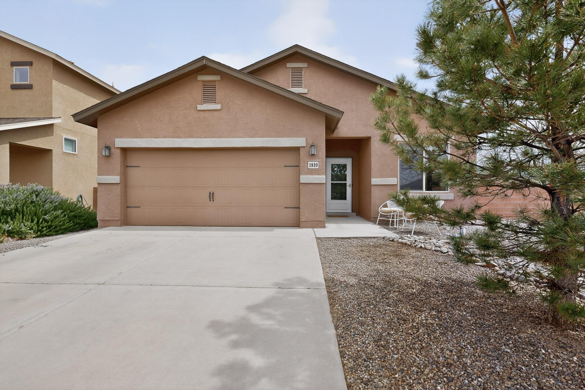1810 Lark Drive NE