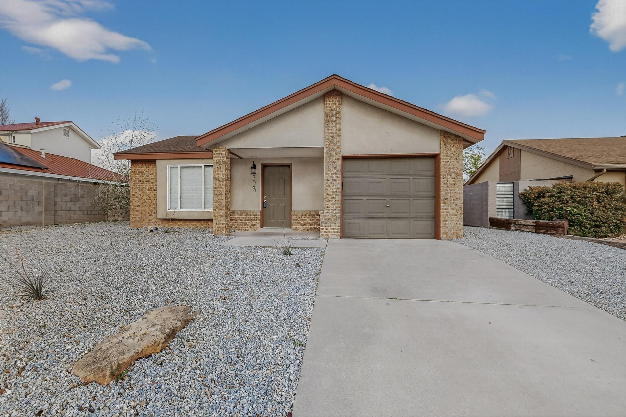 704 Sandpiper Drive SW