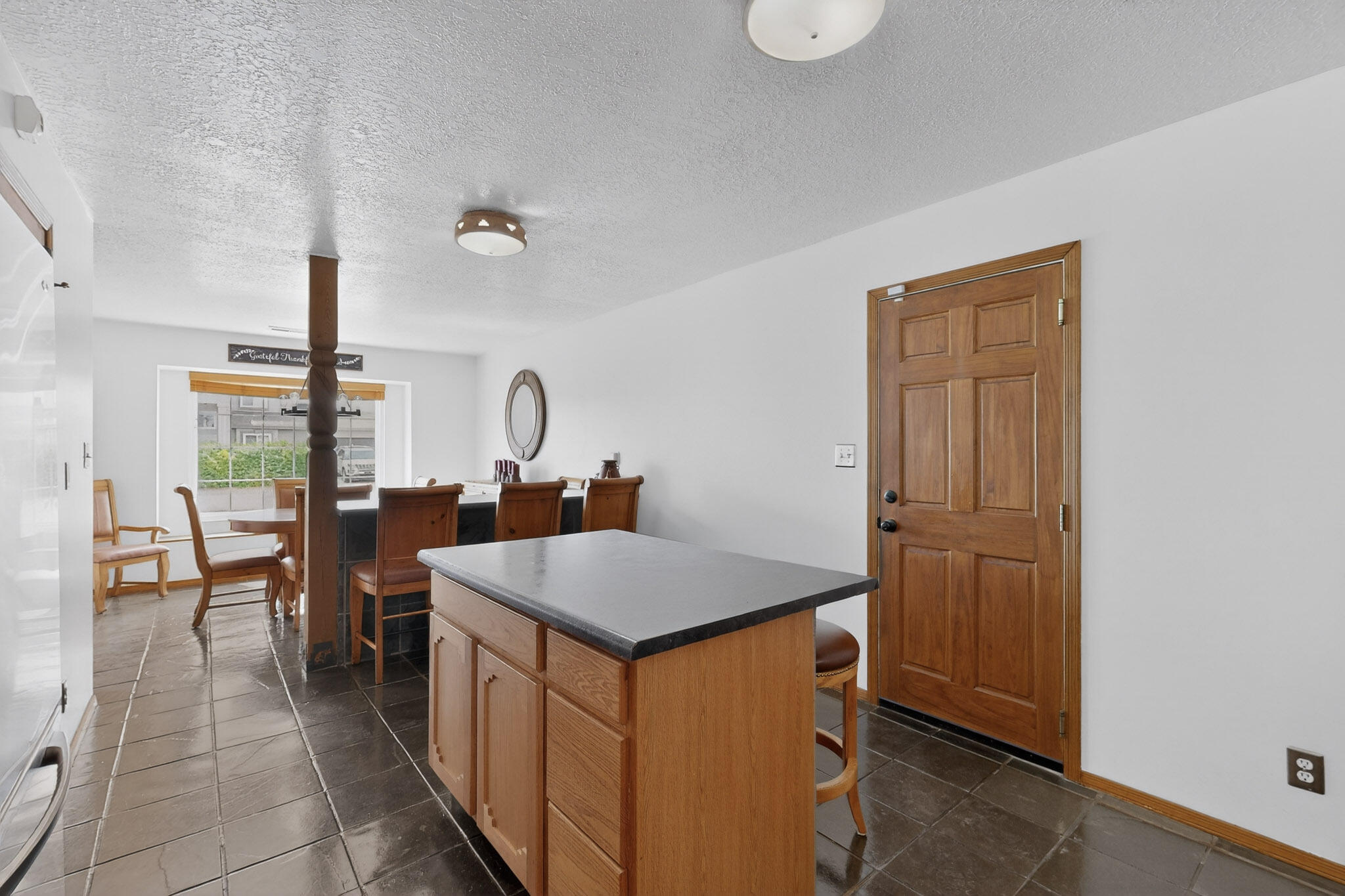 832 Monticello Park Drive SE