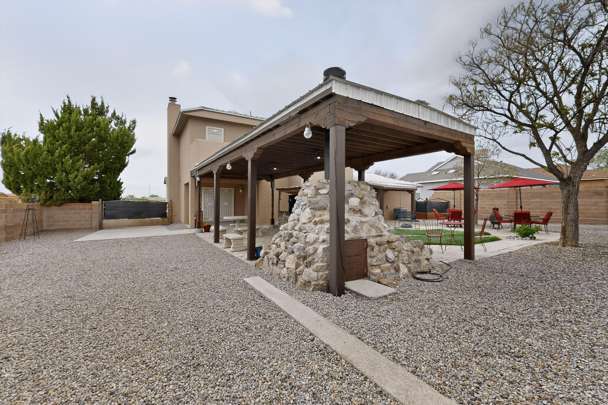 832 Monticello Park Drive SE