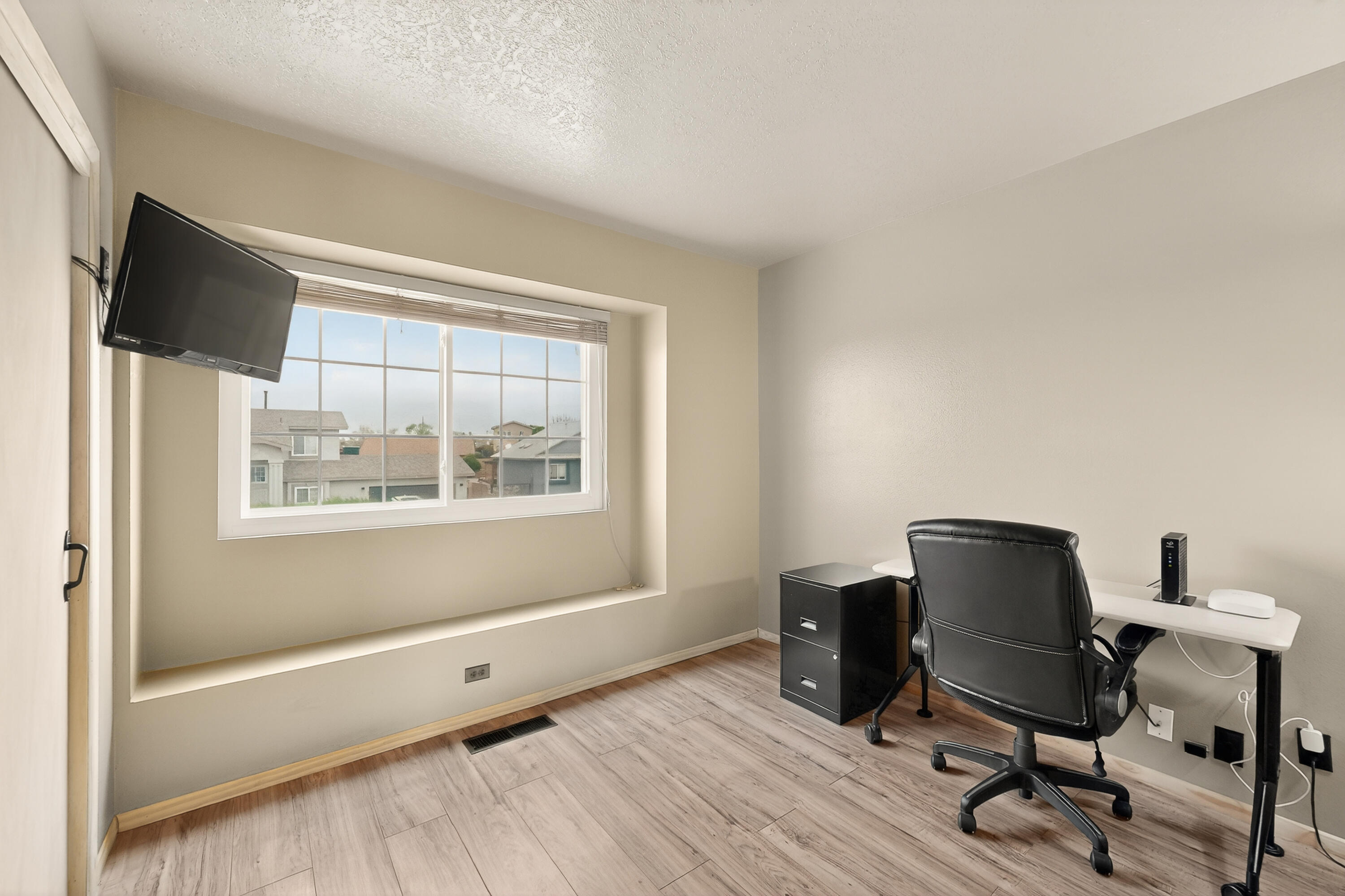 832 Monticello Park Drive SE