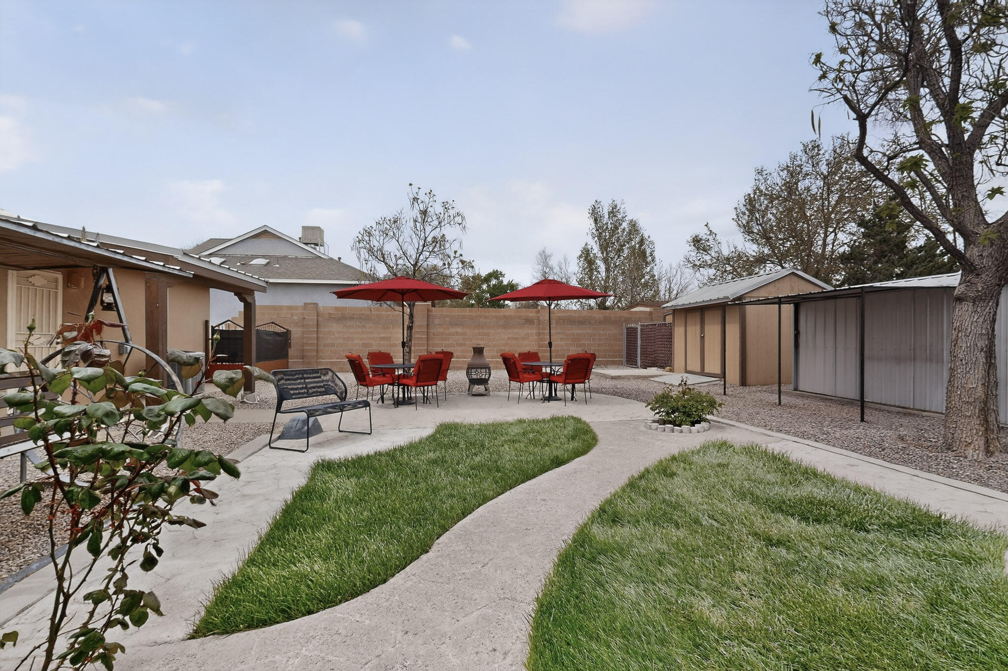 832 Monticello Park Drive SE