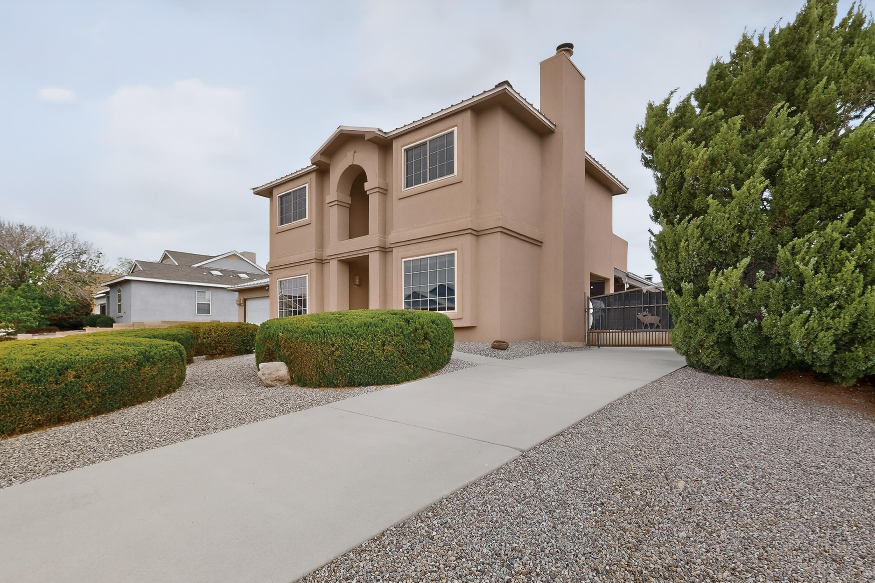 832 Monticello Park Drive SE