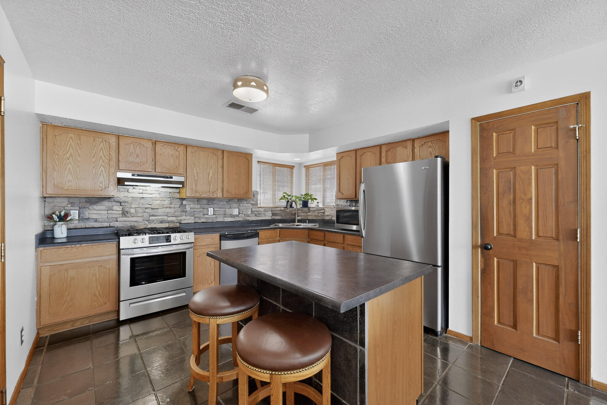 832 Monticello Park Drive SE