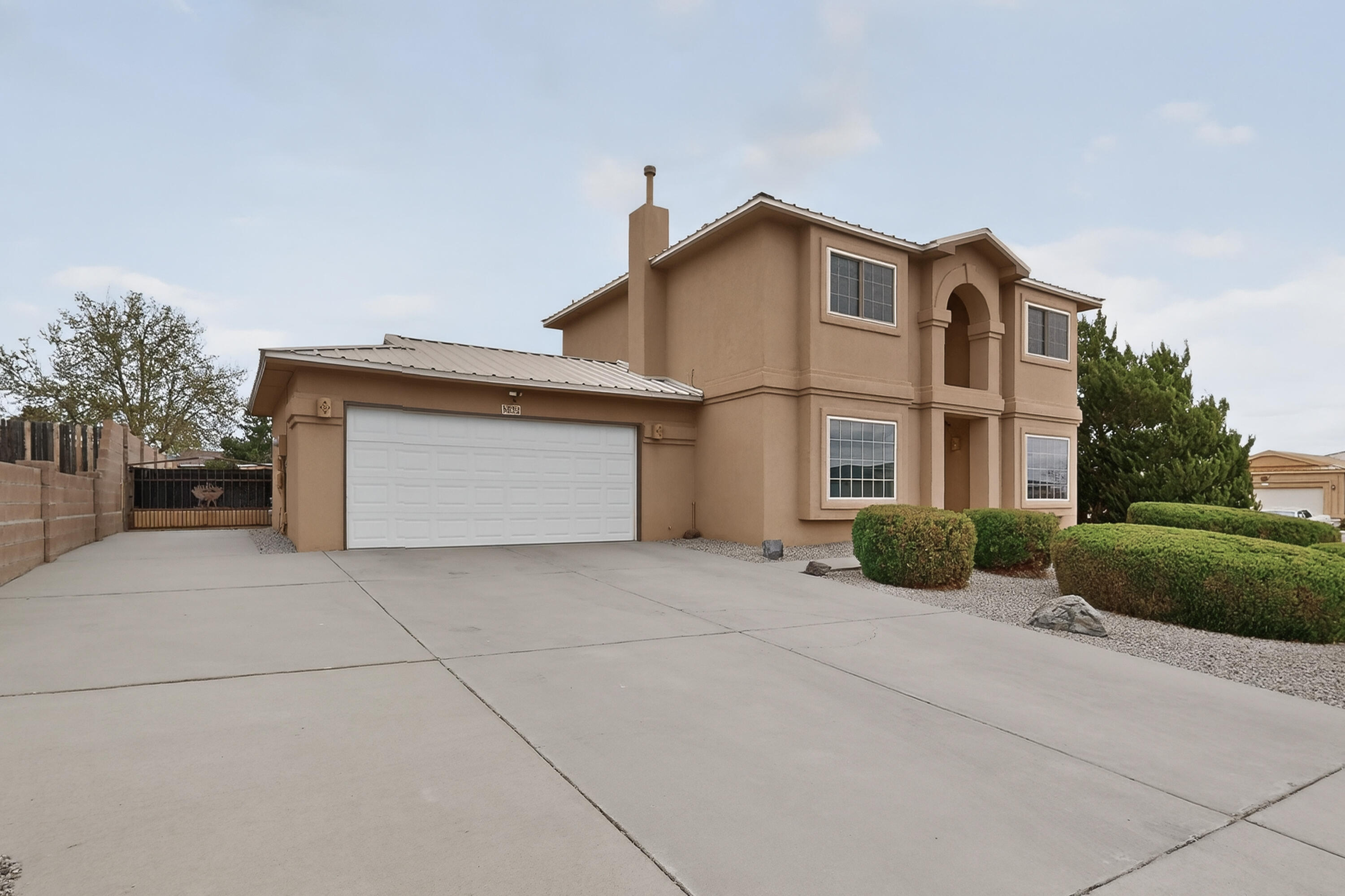 832 Monticello Park Drive SE