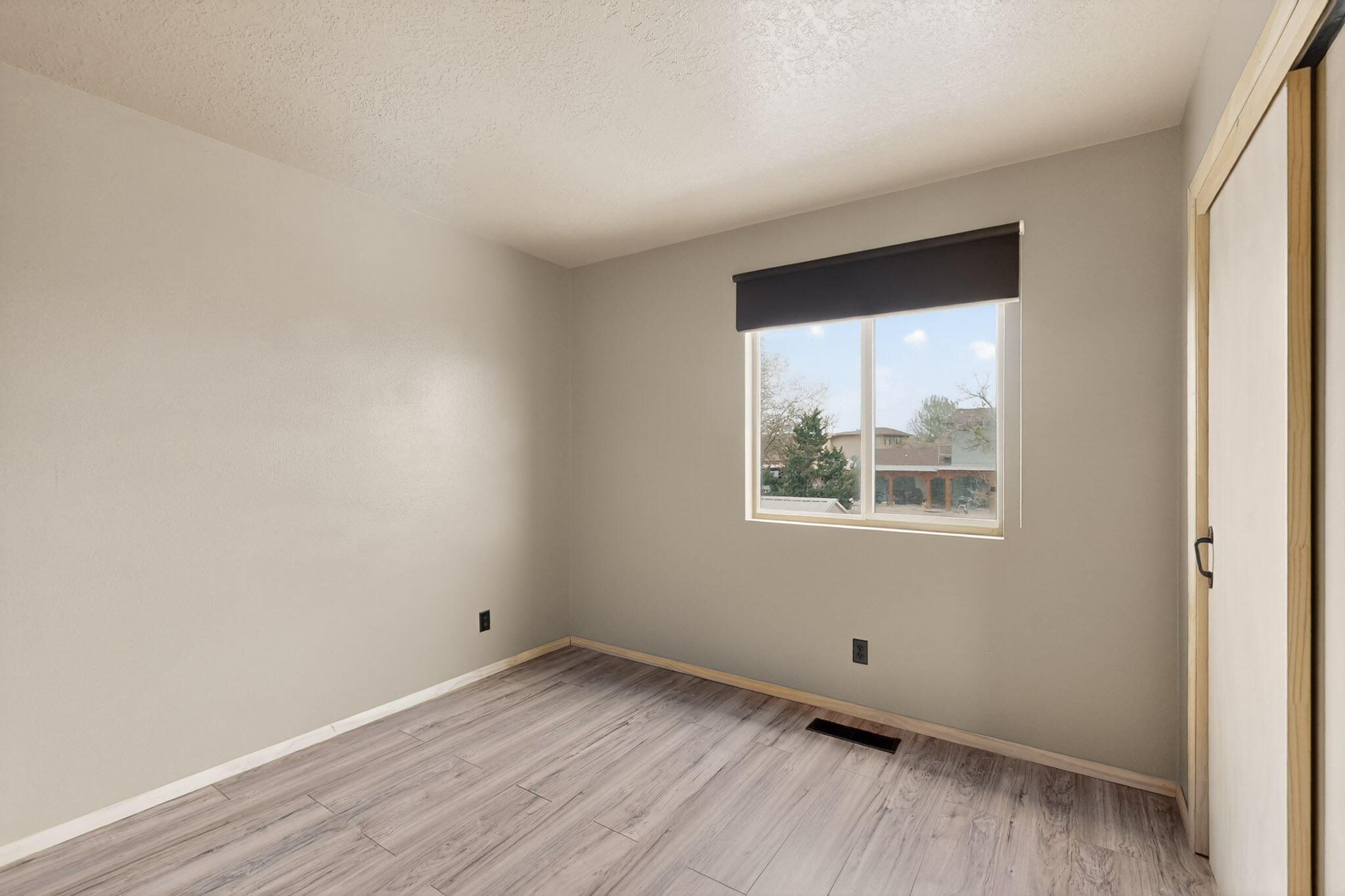 832 Monticello Park Drive SE