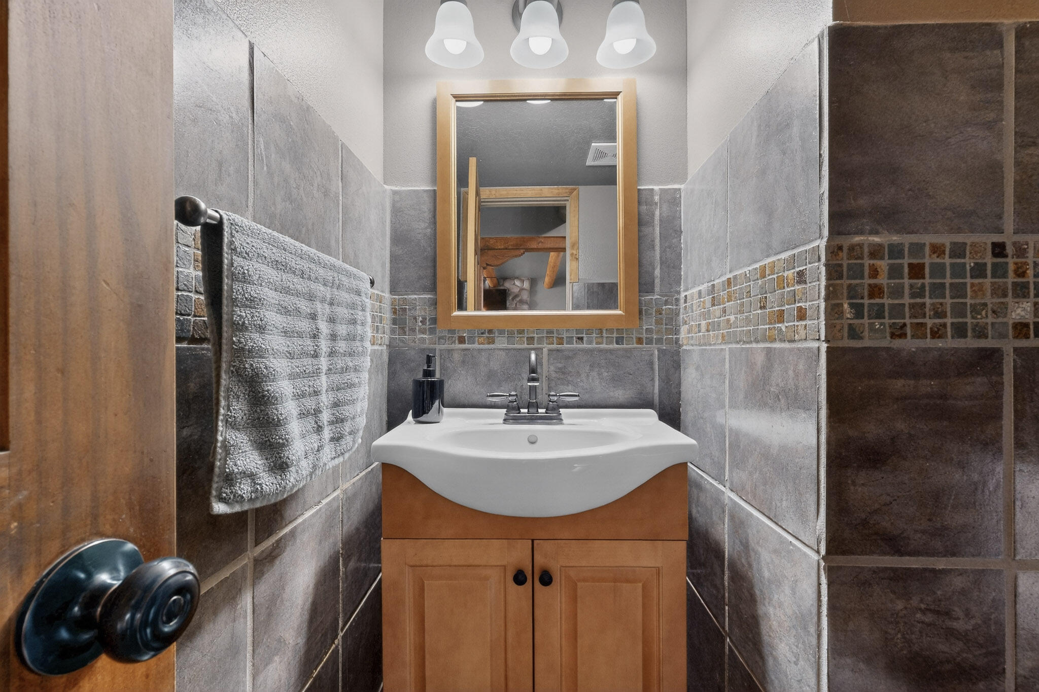 832 Monticello Park Drive SE