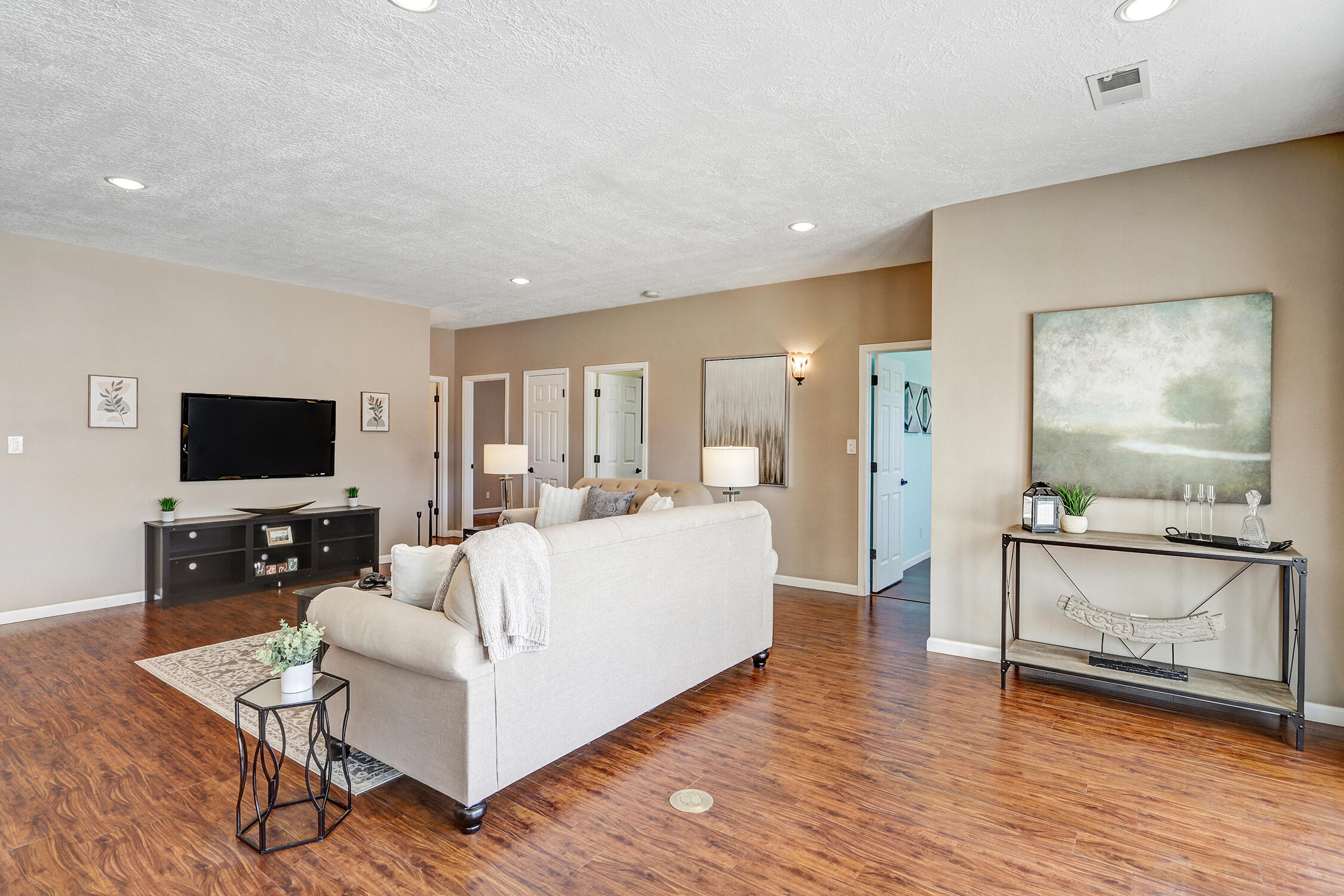 3706 Saint Andrews Drive SE