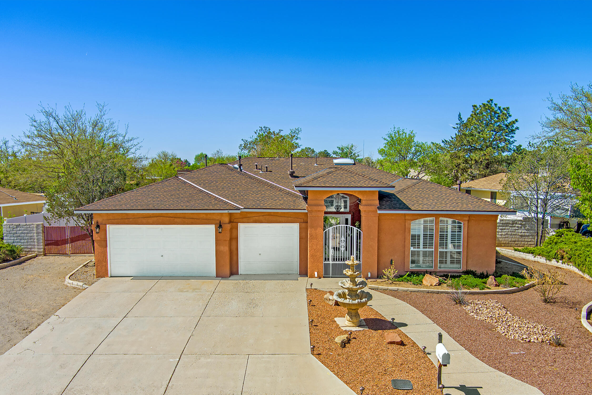 3706 Saint Andrews Drive SE