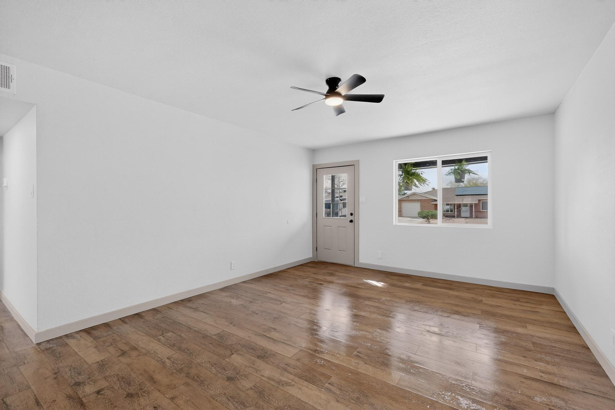 2032 Vermont Street NE