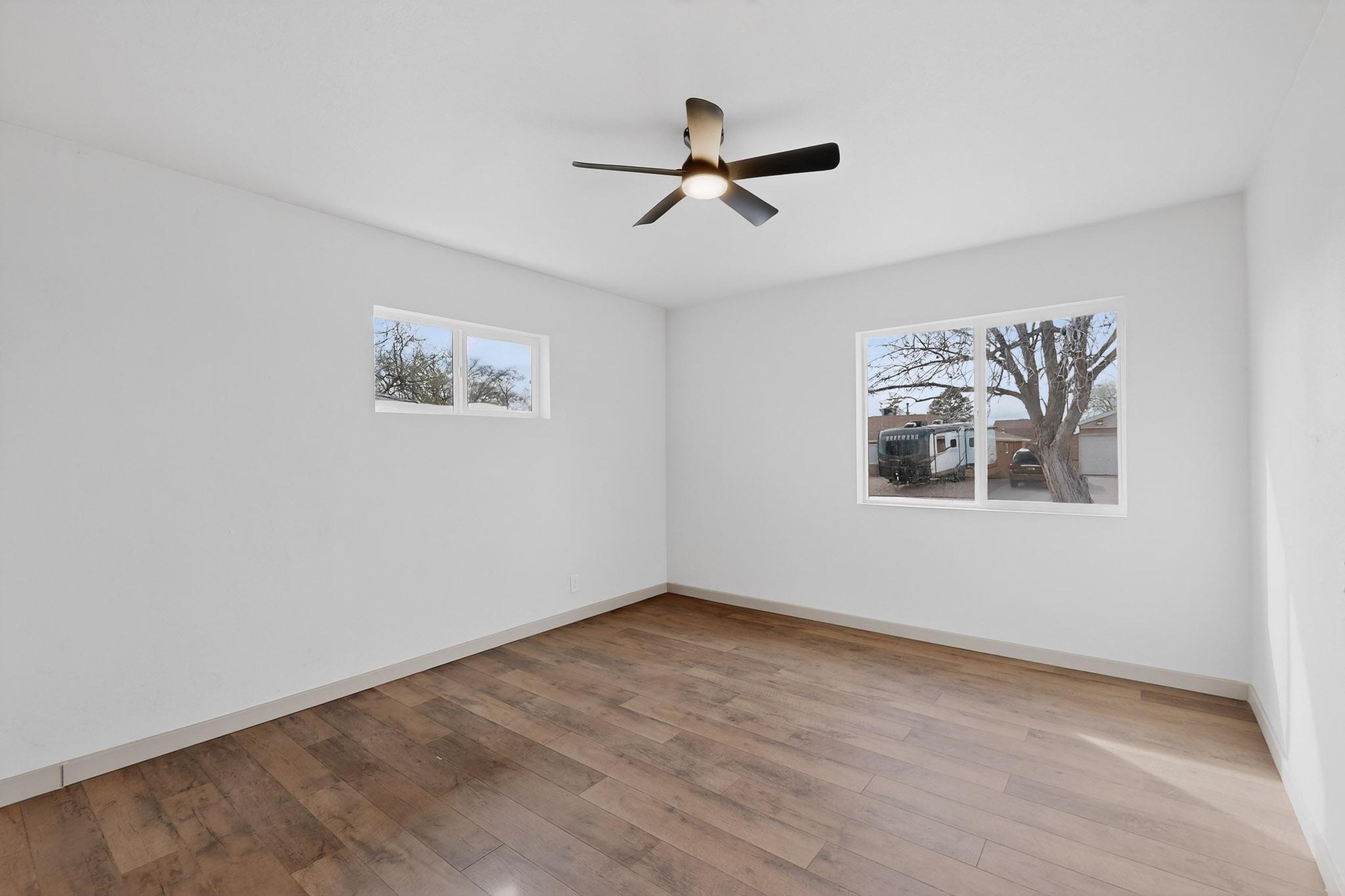 2032 Vermont Street NE