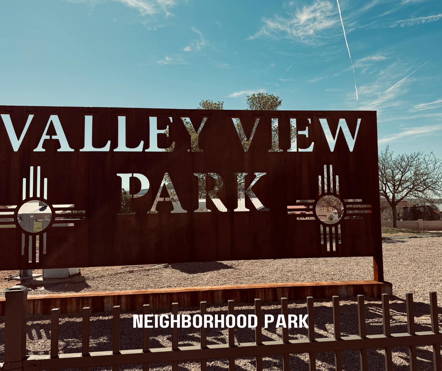 1521 Valley View Drive SW